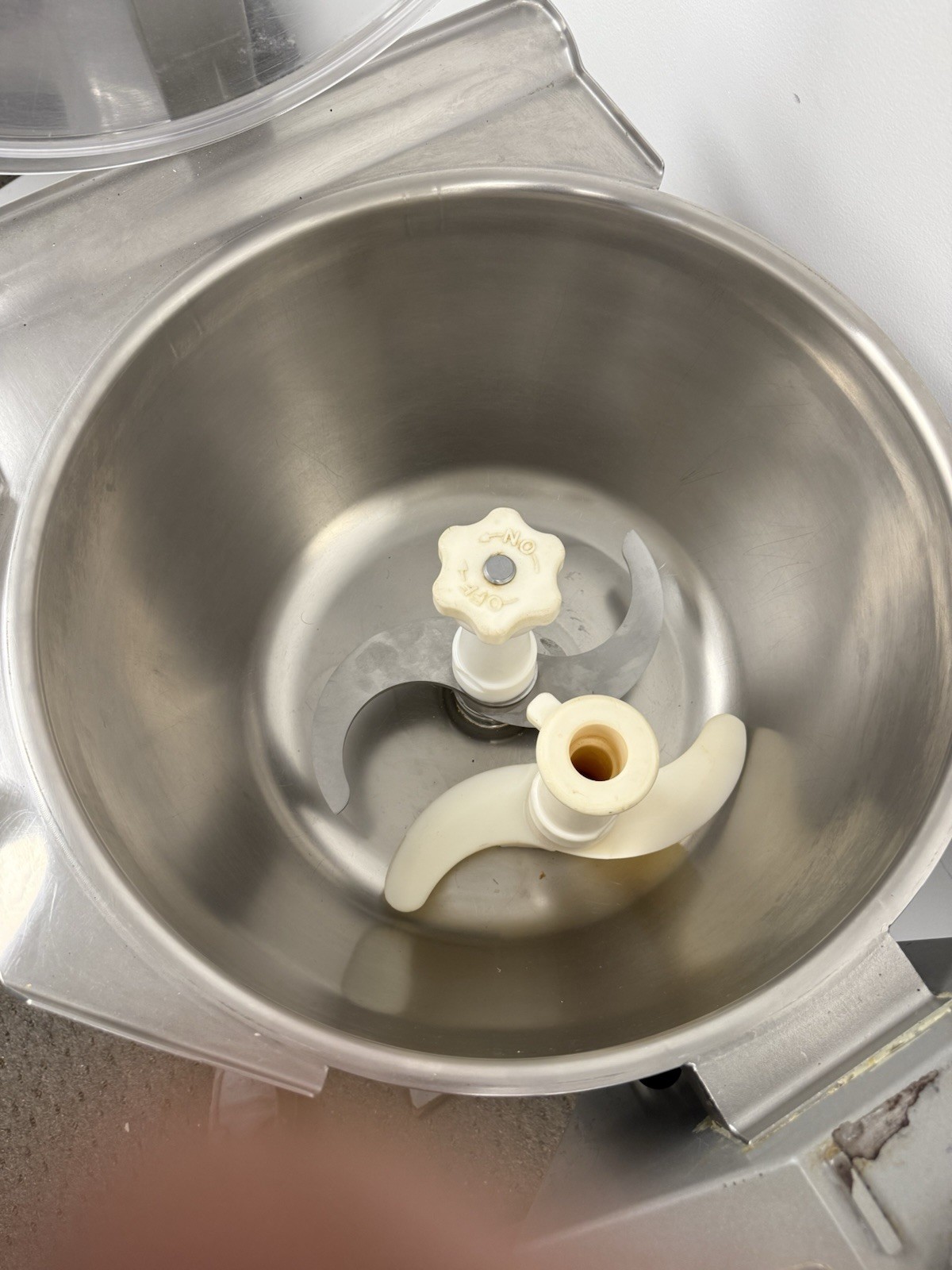 Hobart HCM450 45qt Vertical Cutter/mixer