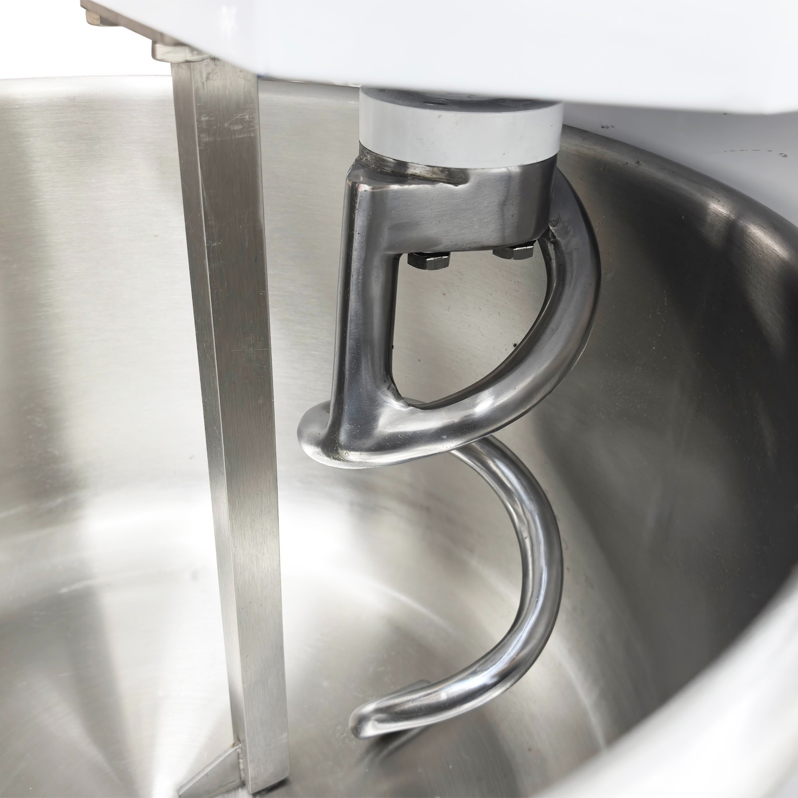 80L Double-Acting Double-Speed Dough Mixer 220V 46x100x98cm Mixing Flour kitchen