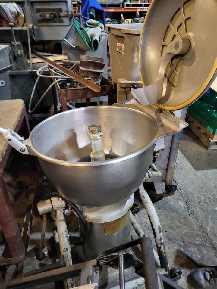 Stephan (VCM40) 40QT 2-Speed Commercial Vertical Cutter Bakery Dough Food Mixer