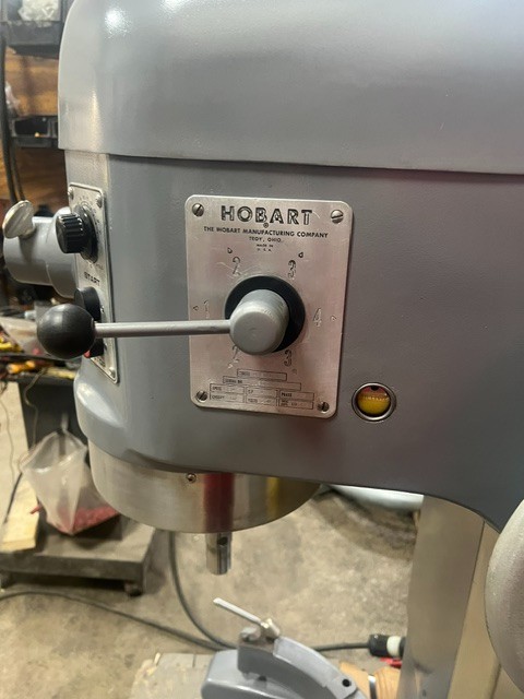 Hobart 60qt Mixer – H600 – 230V 1Ph -Includes Stainless Bowl, Hook – Refurbished