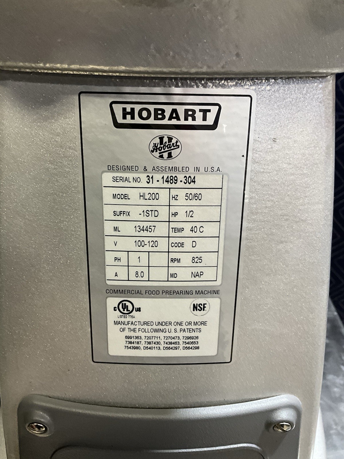 Hobart Legacy 20 Qt Countertop Planetary Mixer w/ paddle and whip HL200-1STD