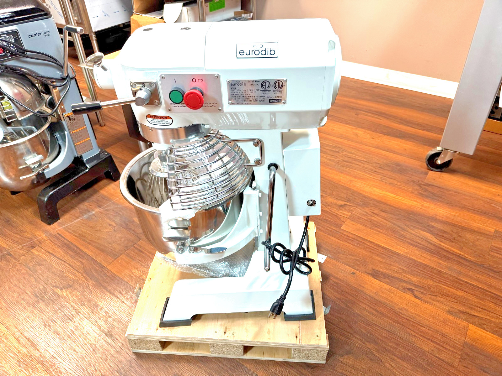 Eurodib USA M20B 20 Qt. Commercial Planetary Stand Mixer, 3 Speed
