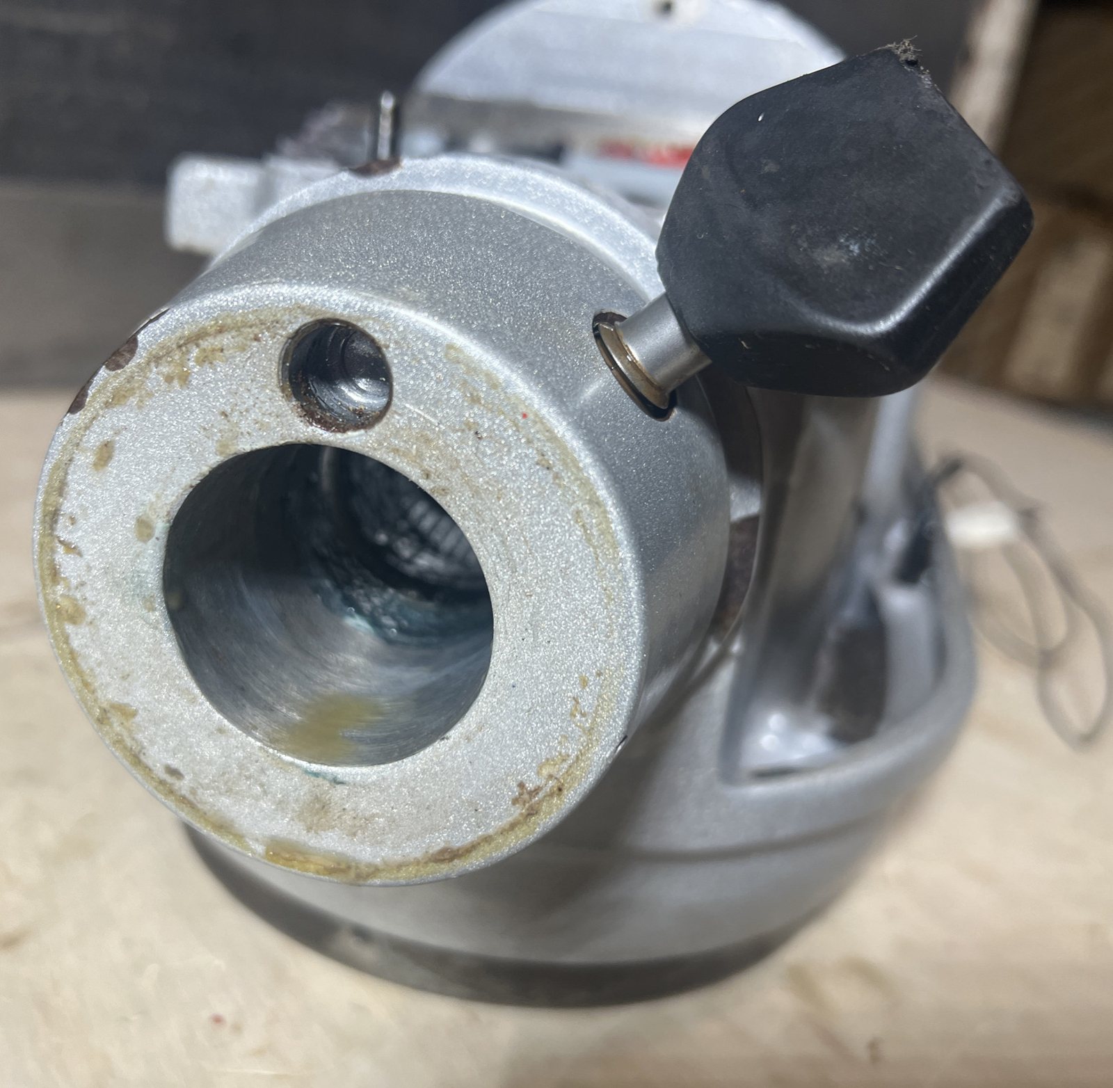 Genuine Hobart HL200 20qt Mixer Gear Case. Offered For Parts/Repair. Please Read
