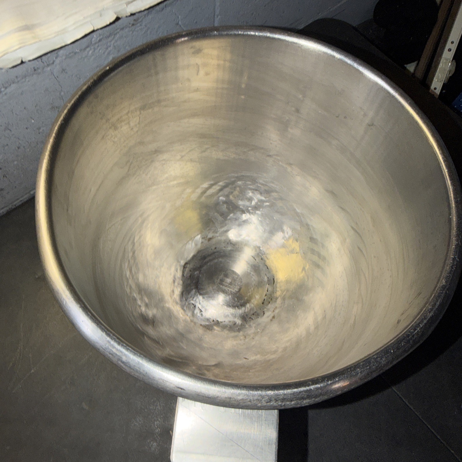 Hobart 20 QT Quart Mixer Stainless Steel Mixing Bowl Fits A-200-20