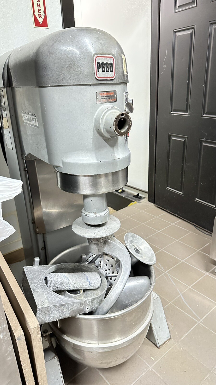 hobart p660 mixer . 60qt