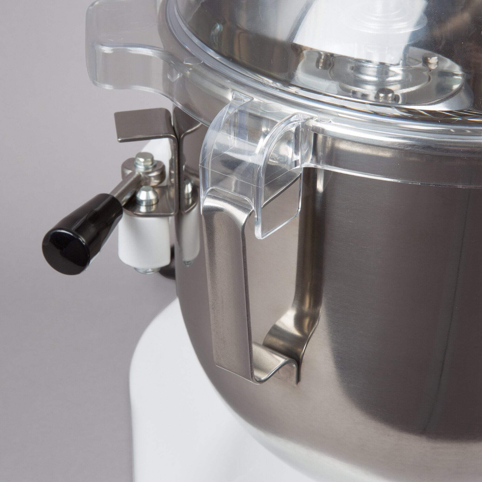 Globe 8 Qt. Bowl Lift Countertop Mixer with Guard & Standard Accessories, 1/4 hp