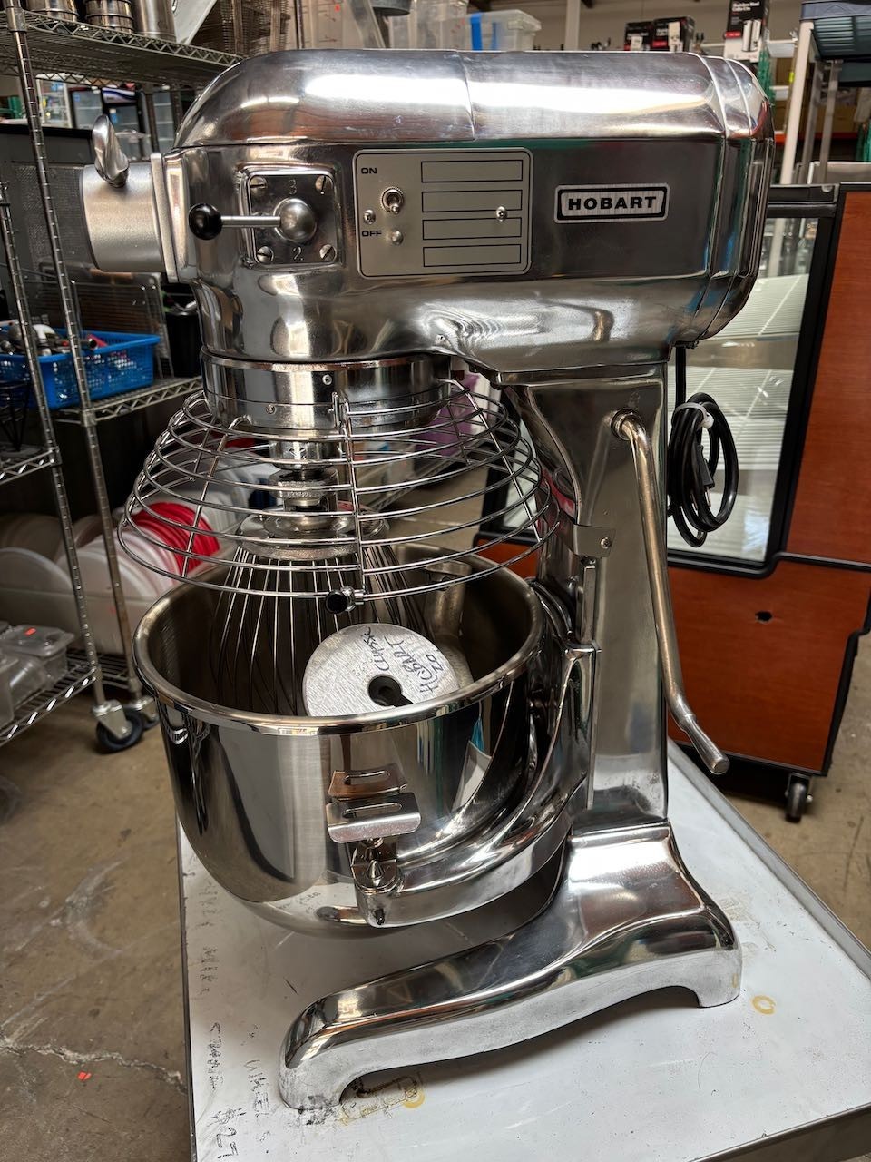 20 Quart Mixer Hobart A-200D NEW Bowl & Attachments Aluminum NSF 115V #4175