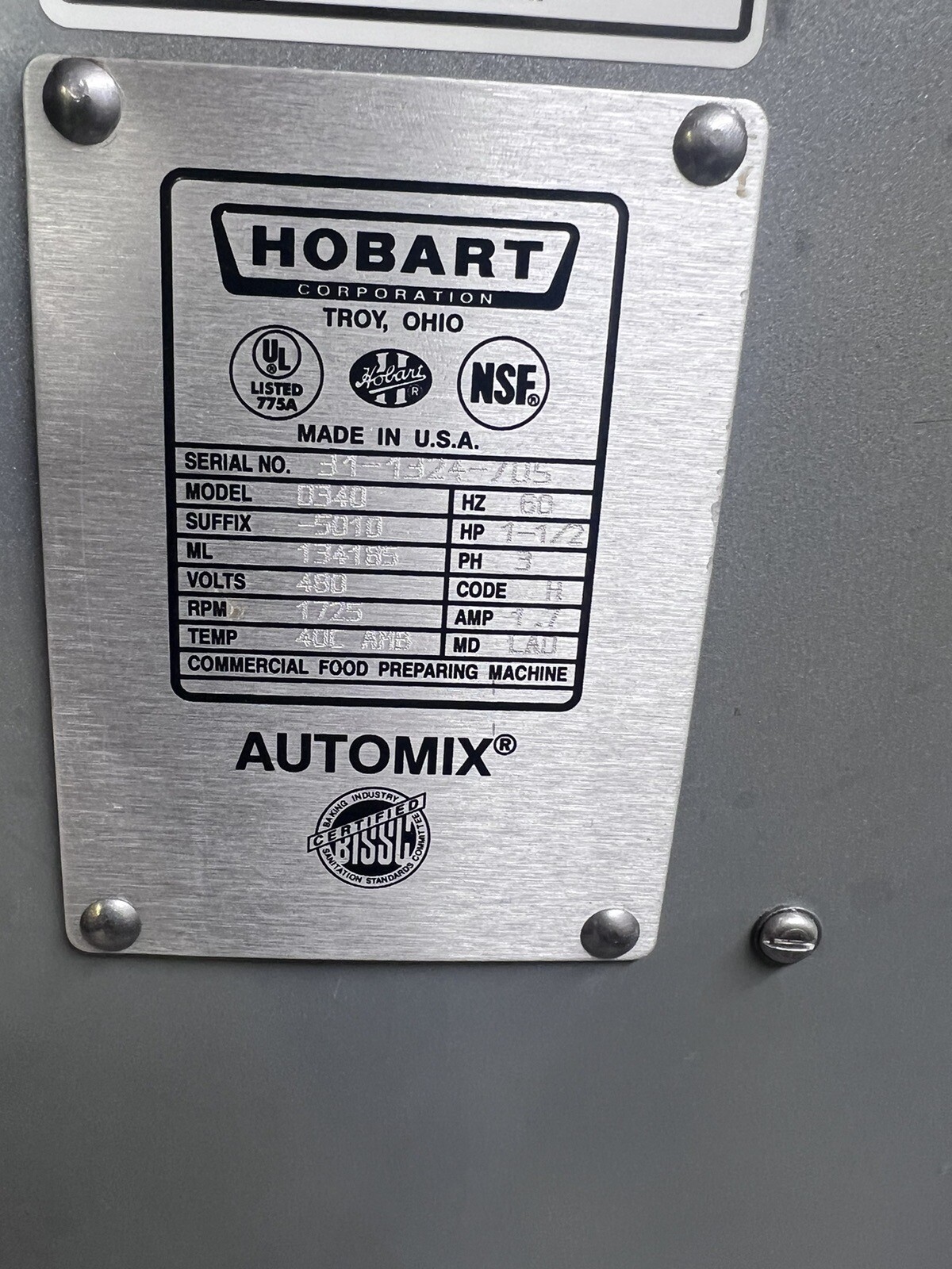 Hobart D340 40 Qt Mixer With 40 Qt SS Bowl & Heavy Duty SS Hook 1.5 HP 3 PH 220v