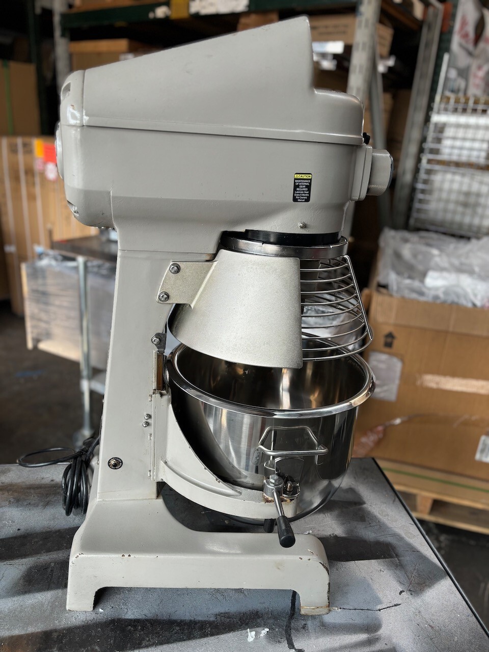 20 Quart Mixer Globe SP20 NEW Bowl & Attachments Bakery Pizza Countertop #2515