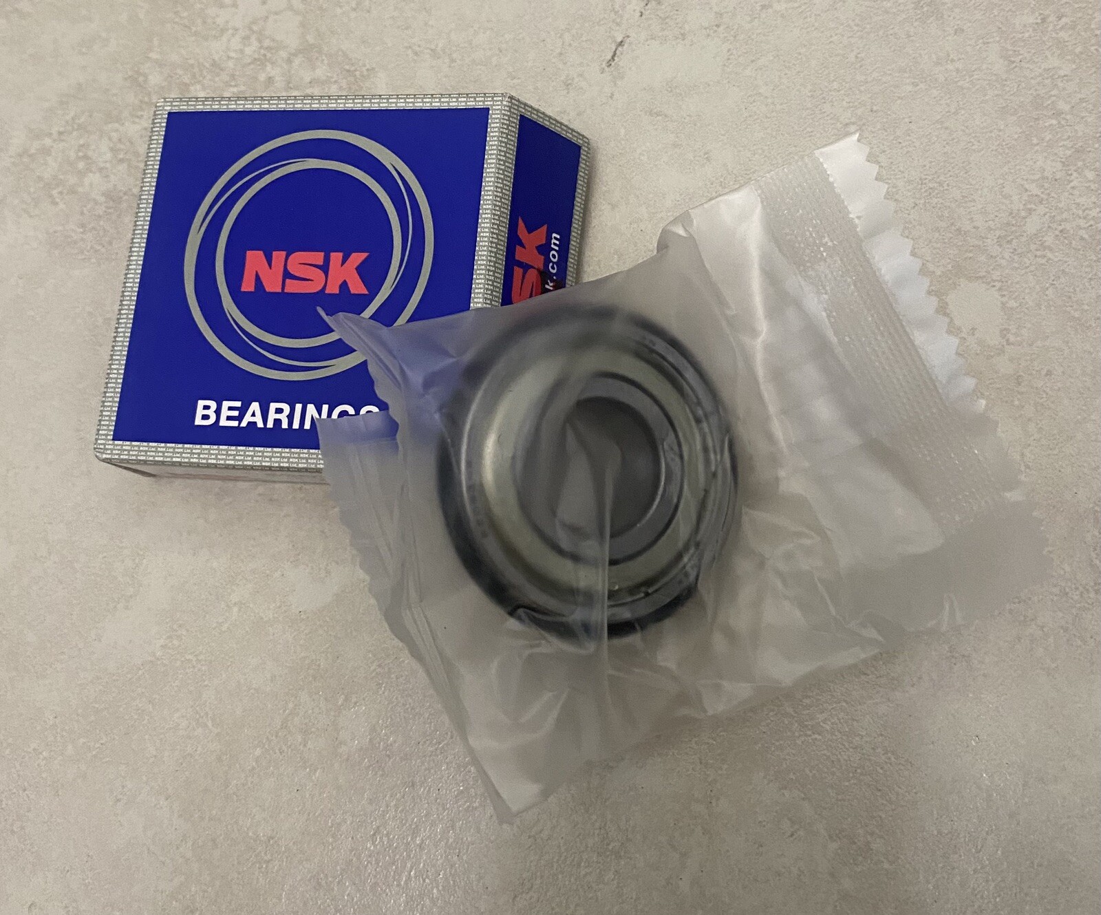 Hobart mixer D330 D340 # BB-021-21 Bearing with Snap ring NEW
