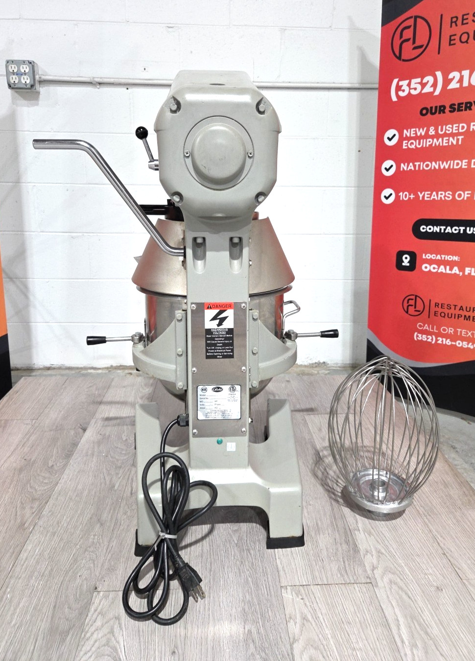 2021 Globe 20 Quart Mixer SP20 With Bowl, Whip, And Hook – WATCH VIDEO!