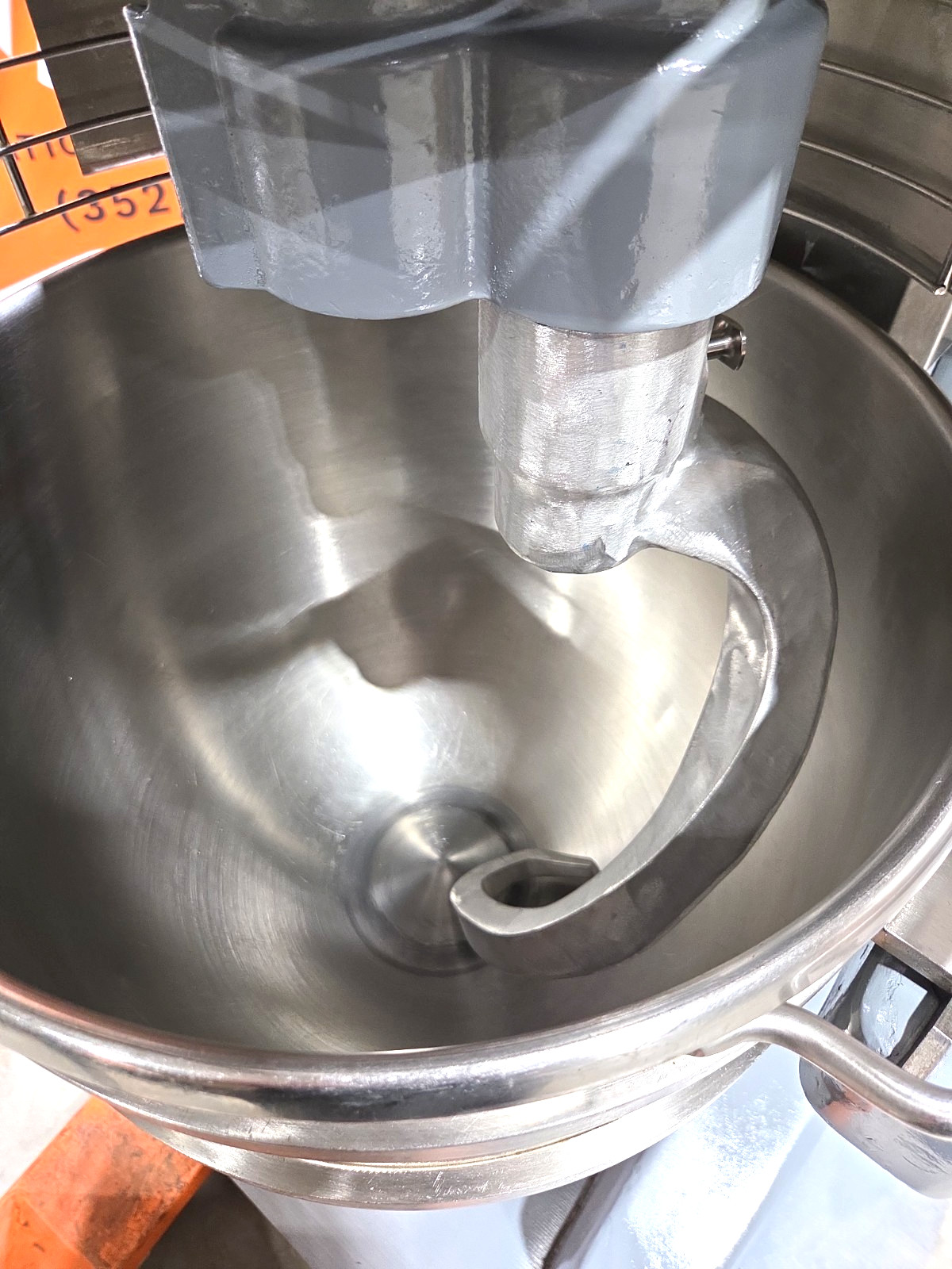 HOBART HL600 Legacy 60QT Mixer W/ Bowl, Hook, 2.7HP – 1 or 3PH – Watch Video!