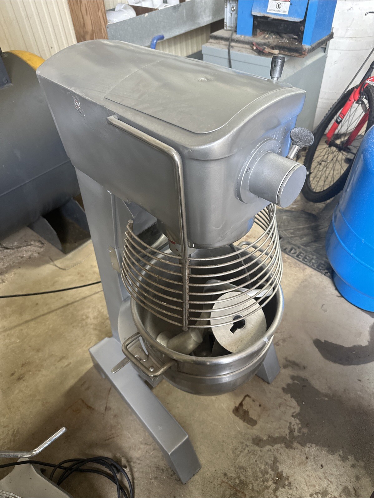 Sentinel 30 qt mixer With Attachments
