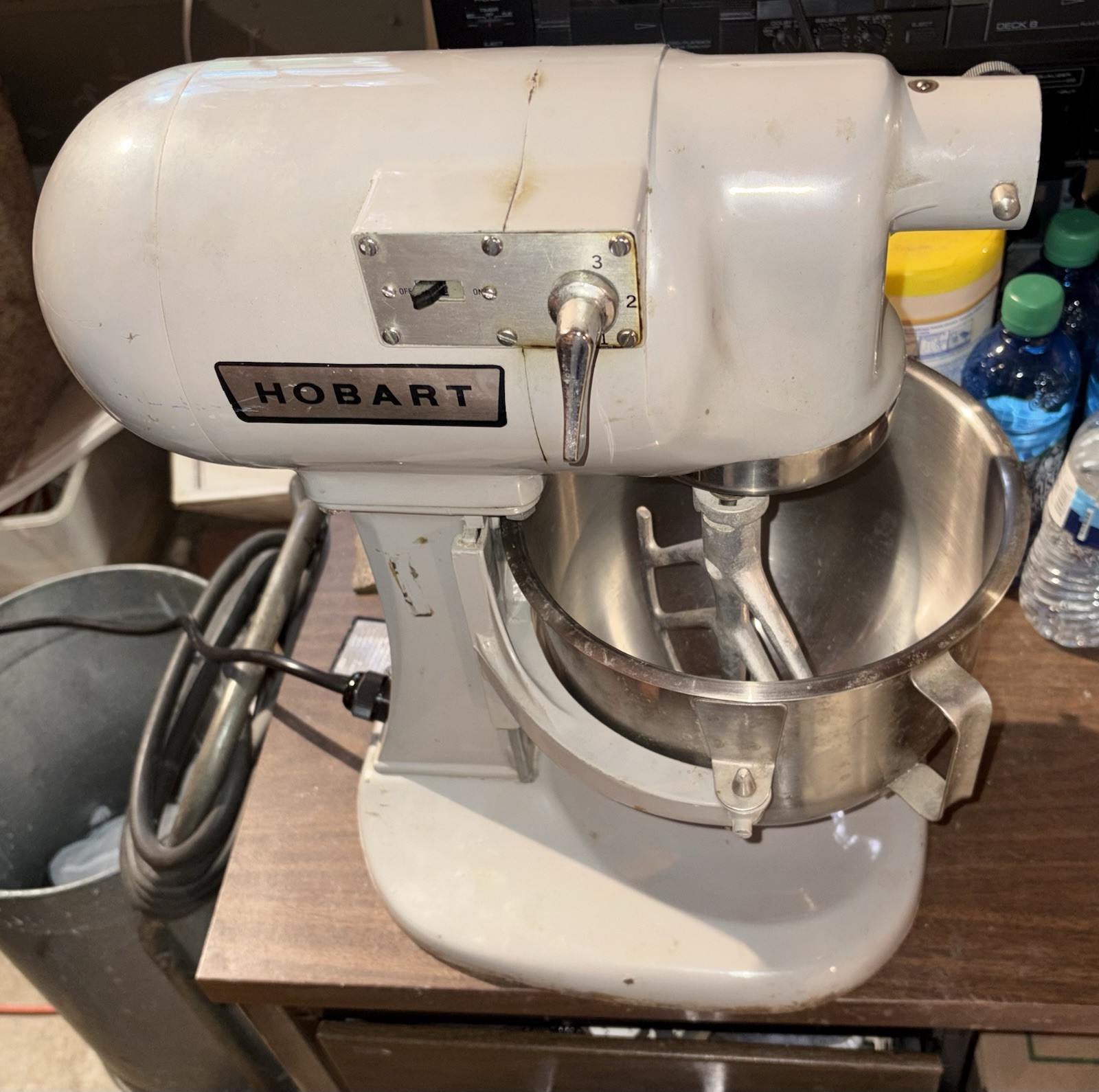 Heavy Duty 5 Quart Mixer HOBART N50 with BEATER, BOWL