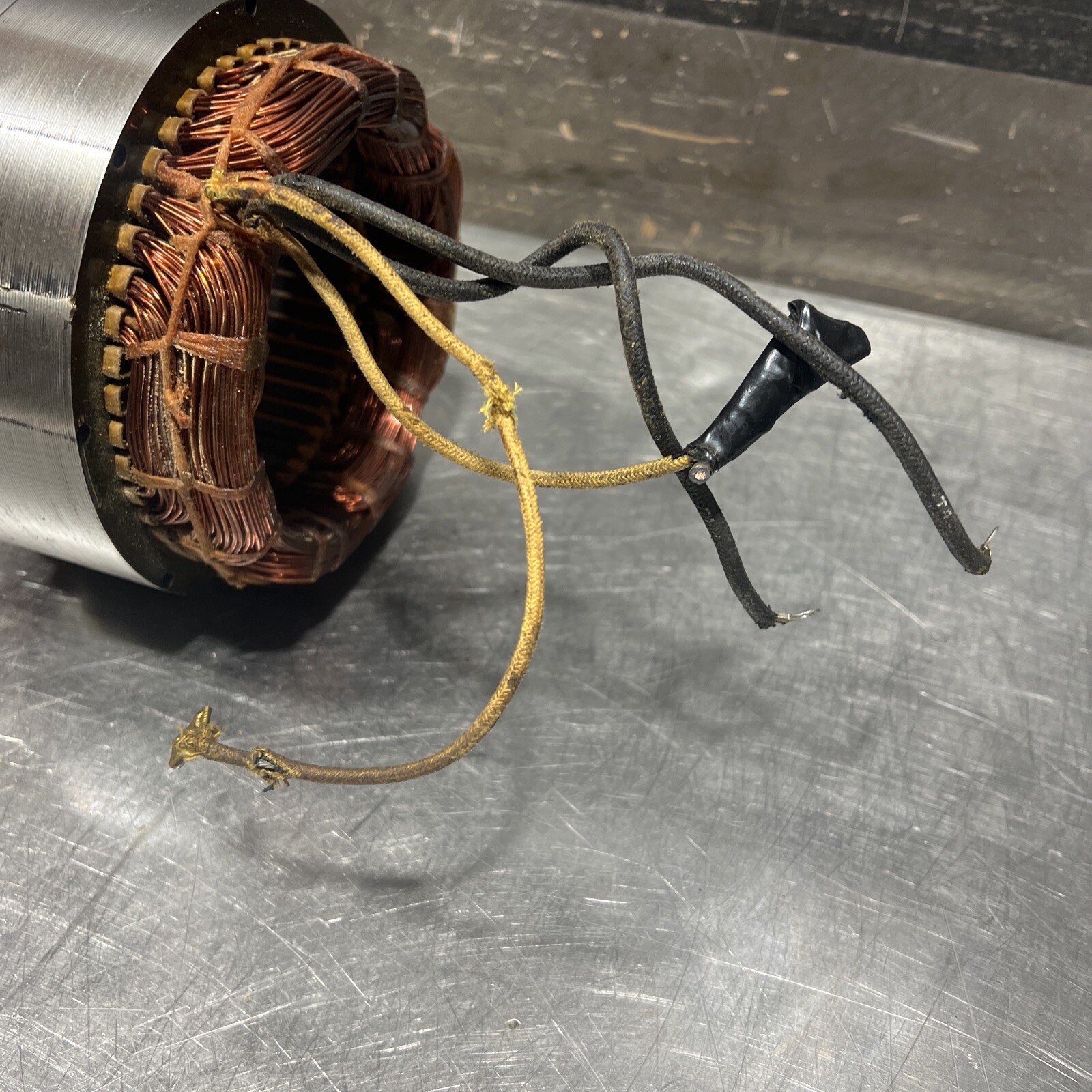 Genuine Hobart Model D-300 30 Qt Commercial Mixer Stator. 1 Ph 115V 60HZ