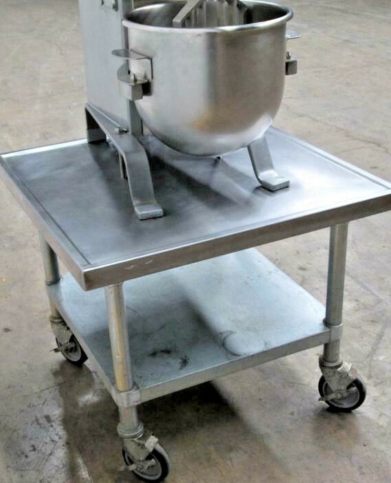 Univex Model SRM20, 20 quart table top mixer