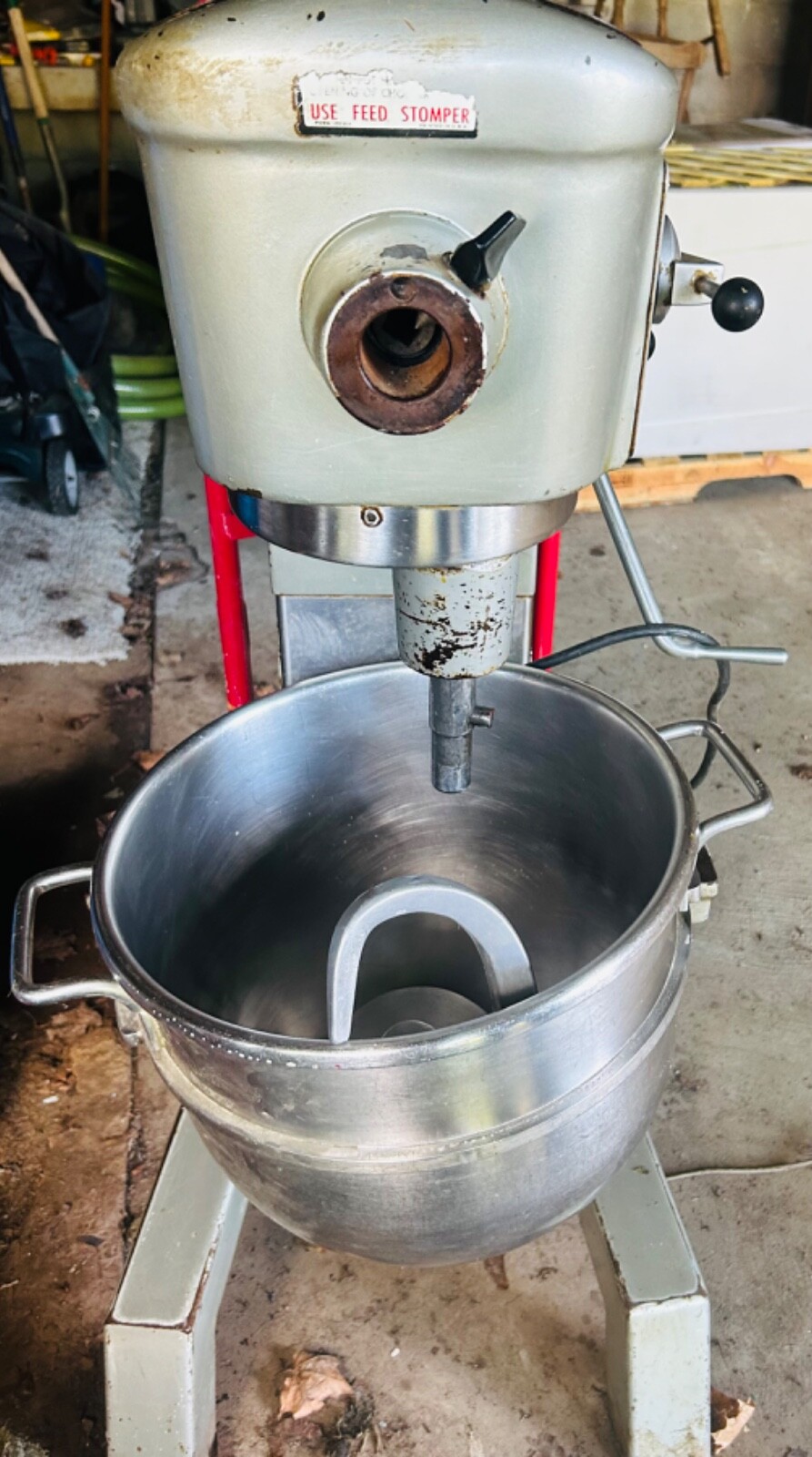 Hobart D300 1/2HP 115V Mixer Bowl with Dough Hook