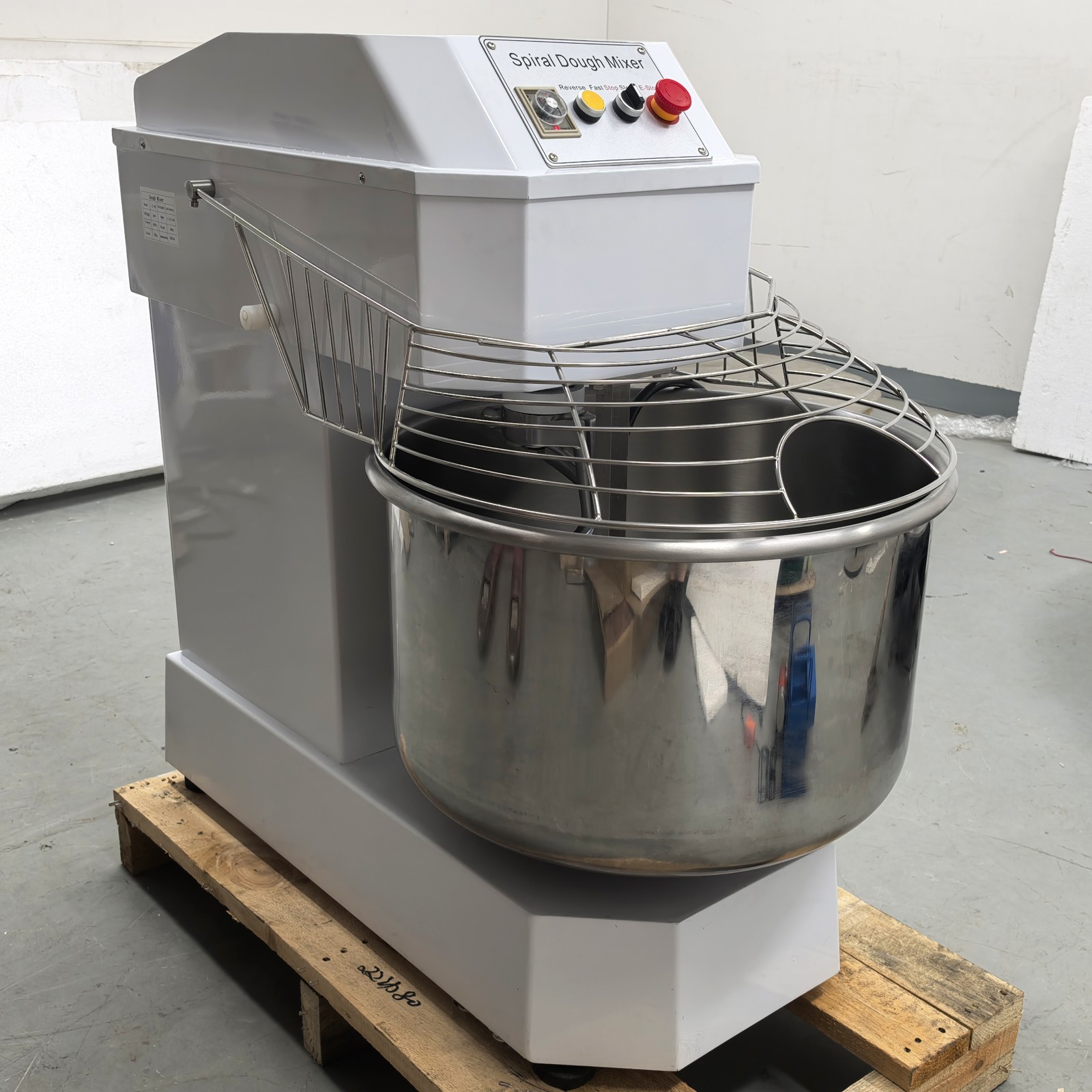 80L/72 lbs Double-acting Double-speed Dough Mixer Machine 220V Three-phase