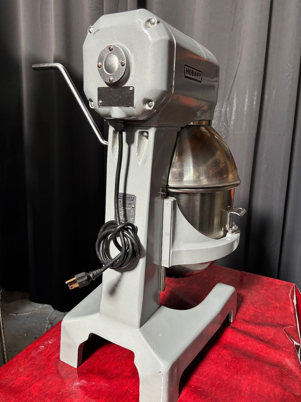 20 Quart Mixer Hobart A-200T Safety Cage Bowl Whisk Beater Paddle Dough Hook
