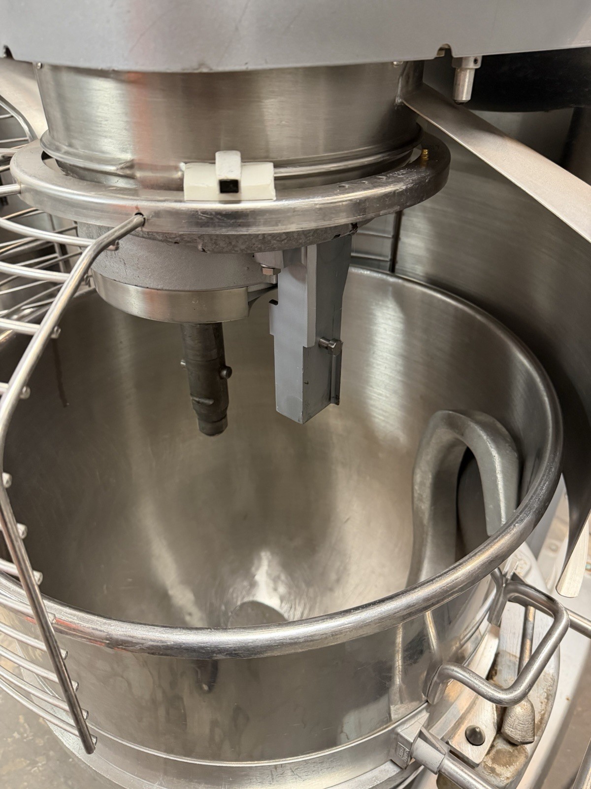 Hobart HL1400N 4 Speed Floor Model Commercial Mixer, Stainless Steel