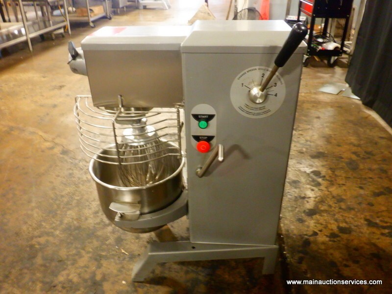 Univex SRM20, 20 Qts Dough Mixer With Bowl, Guard & 1 Attachment