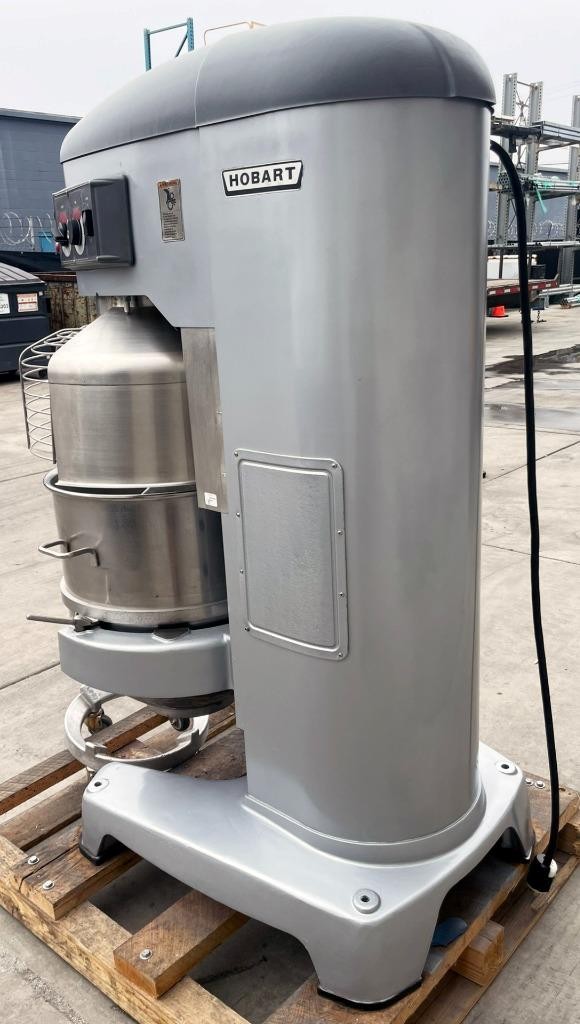 Hobart HL1400N LEGACY 140QT Commercial Bakery Dough Mixer 4 Speeds 5HP 220V 3PH