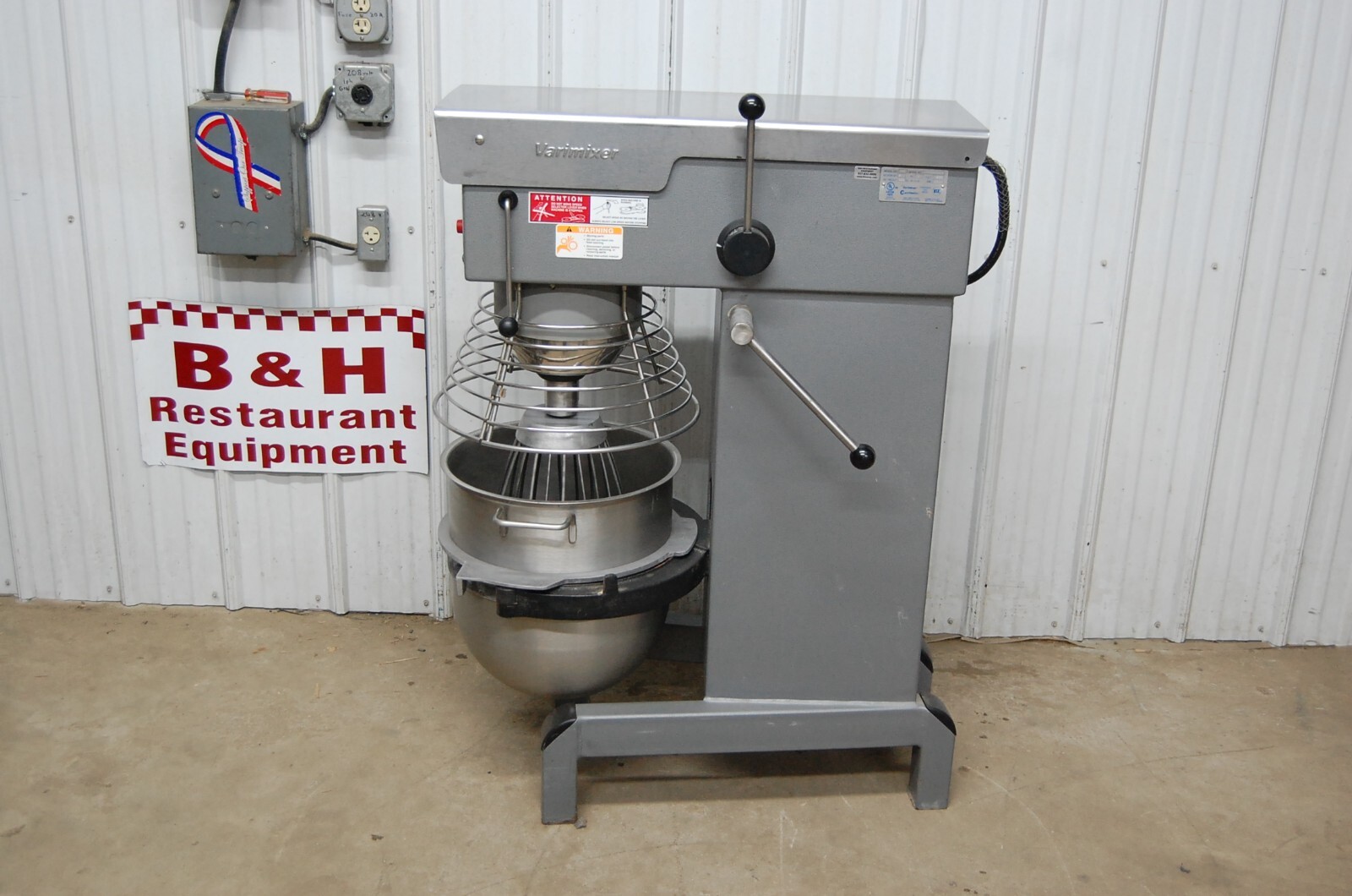 Varimixer 40 Qt Mixer w/ Stainless Steel Bowl Guard, Wire Whisk W40