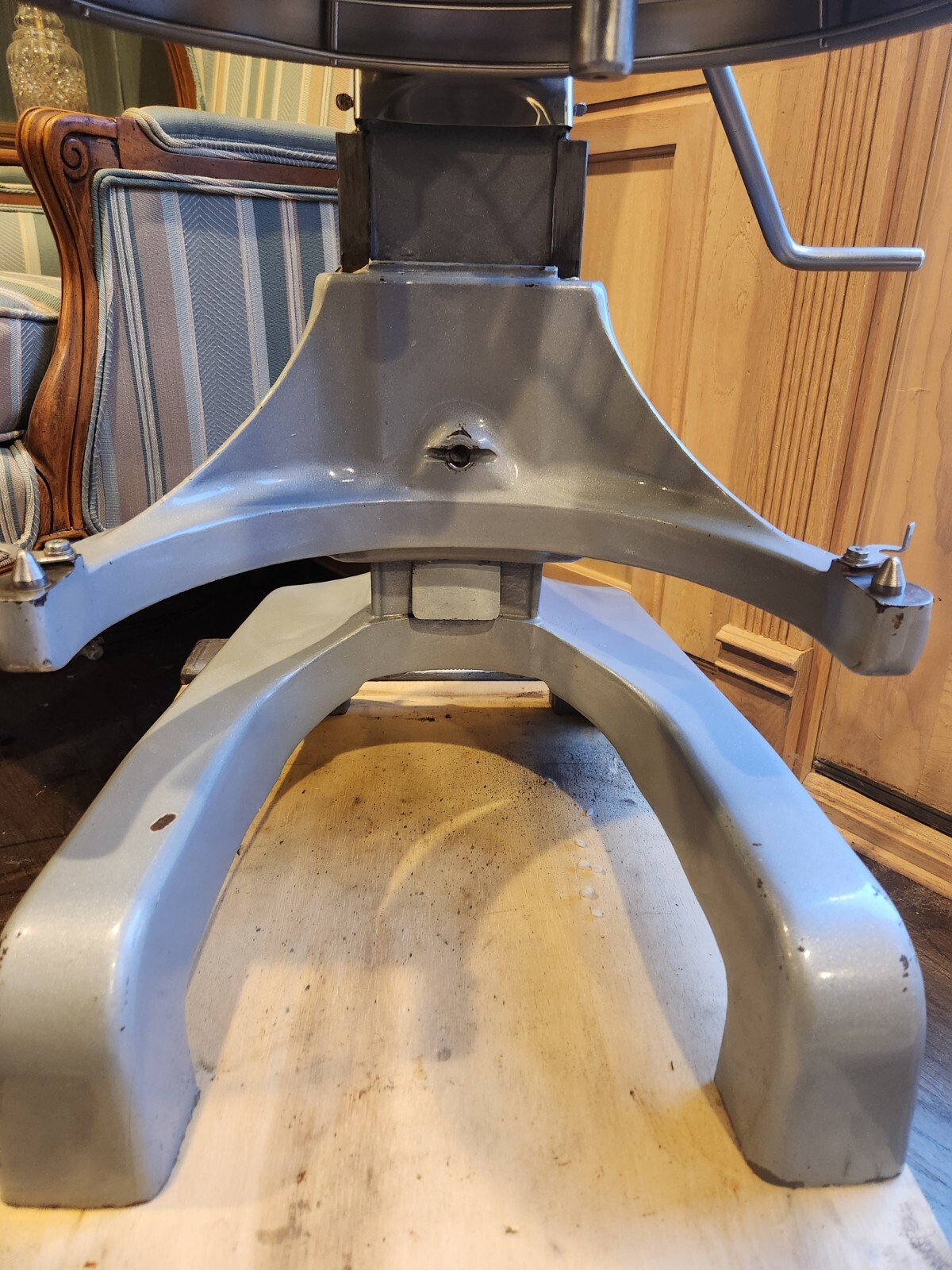 Hobart Classic A-200T, 20 Quart Mixer, Bowl, Beater & Safety Cage – REFURBISHED