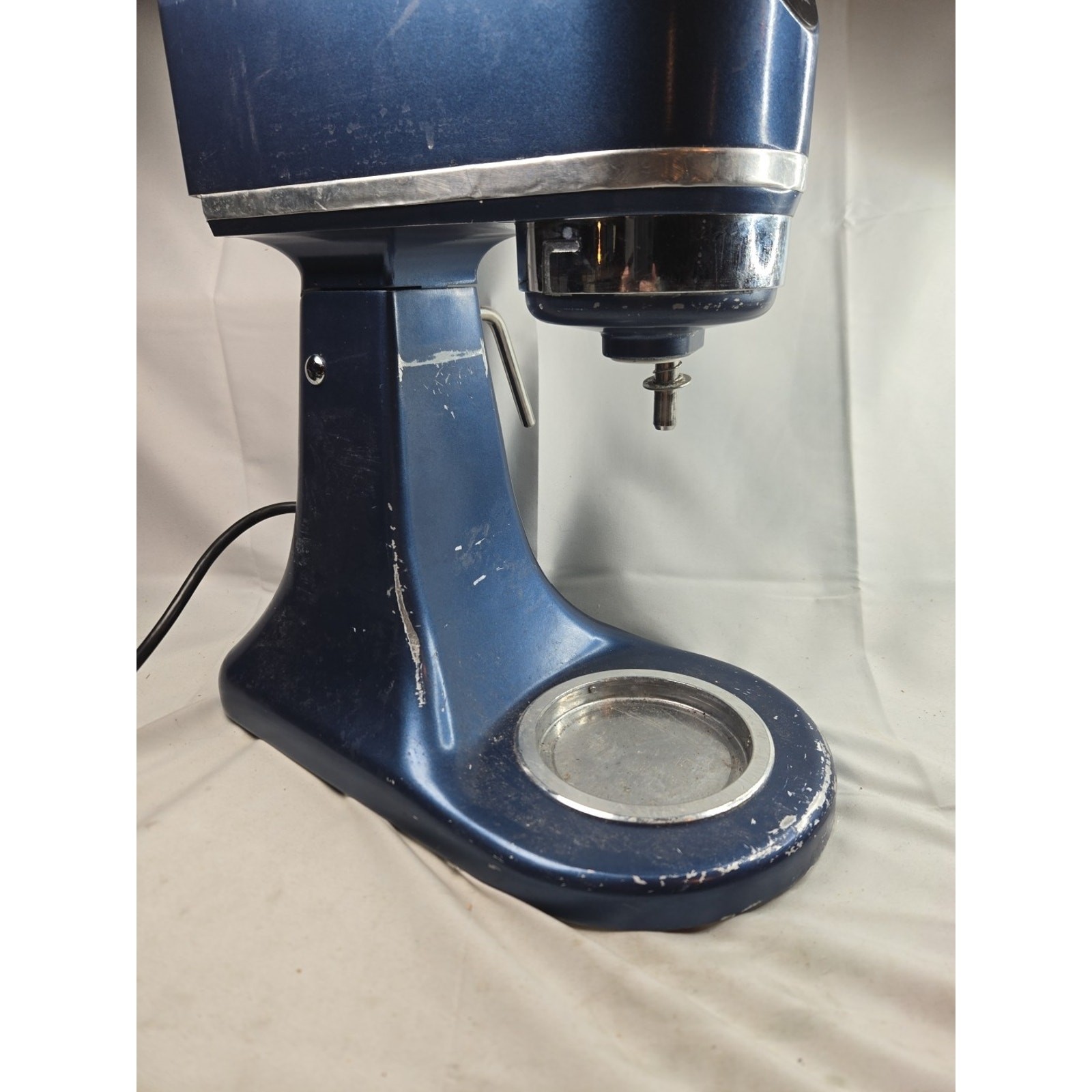 Waring WSM7L 7 Qt Luna Commercial Planetary Countertop Mixer BASE UNIT ONLY