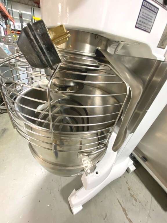 Mixer/ Hobart V-1401 140 qts/ Refurbished Motor 5 HP/ 208V, 3 Phase