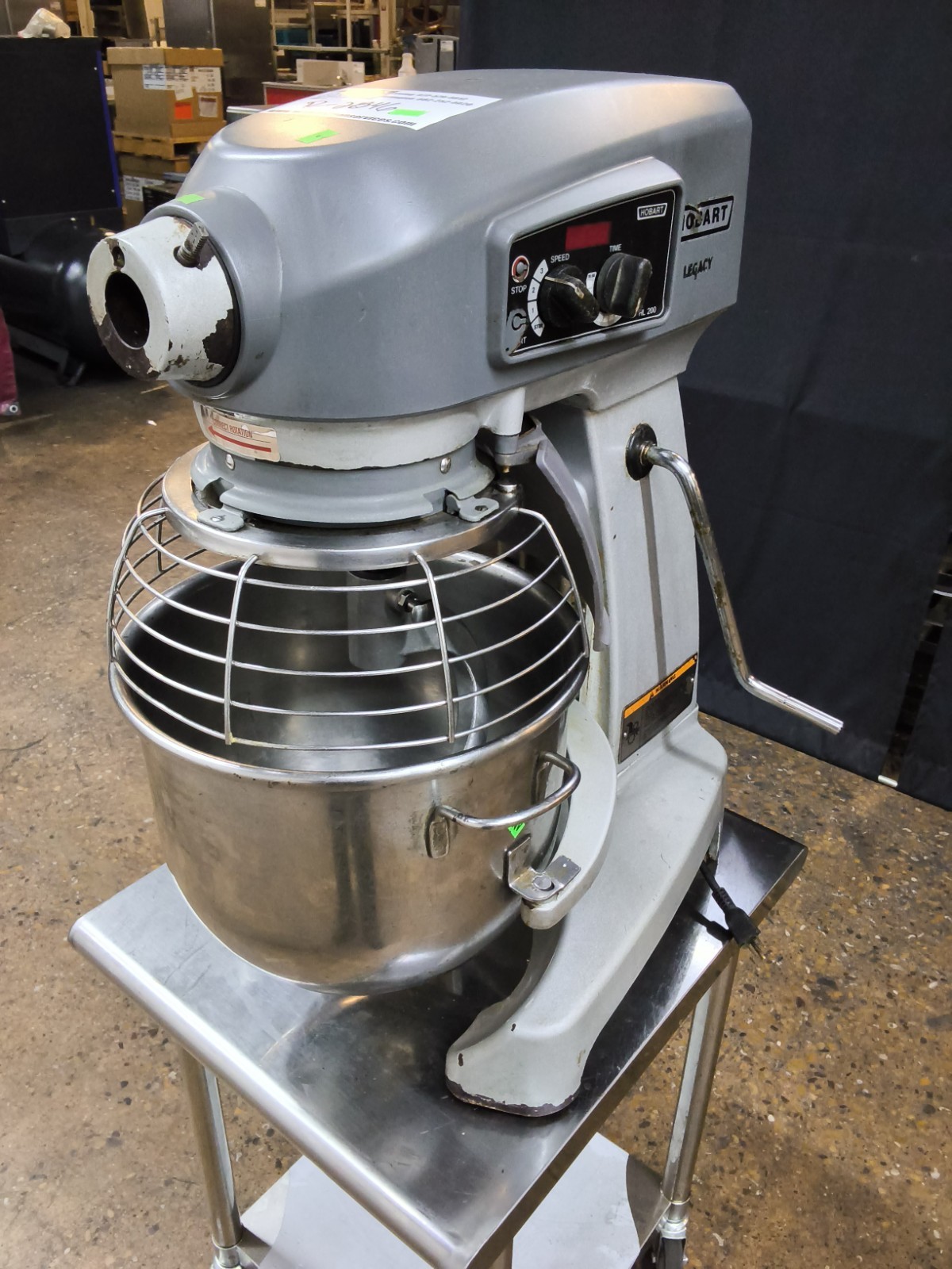 Hobart Legacy HL200 commercial Countertop 20 Quart Dough Mixer with bowl & hook