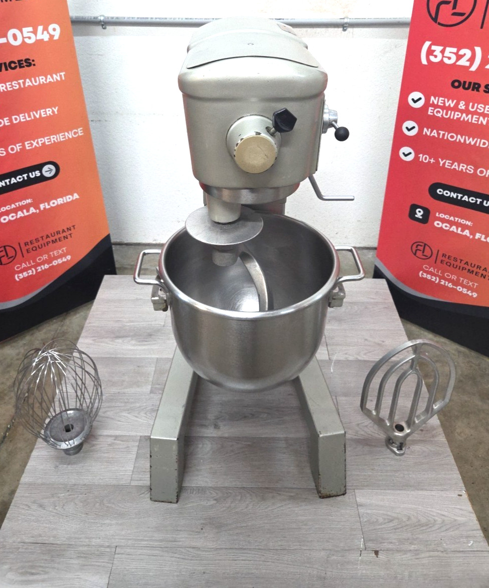 HOBART D300T 30QT MIXER W/ HOOK, WHIP, PADDLE,TIMER, BOWL – 1 Phase – WATCH VID!