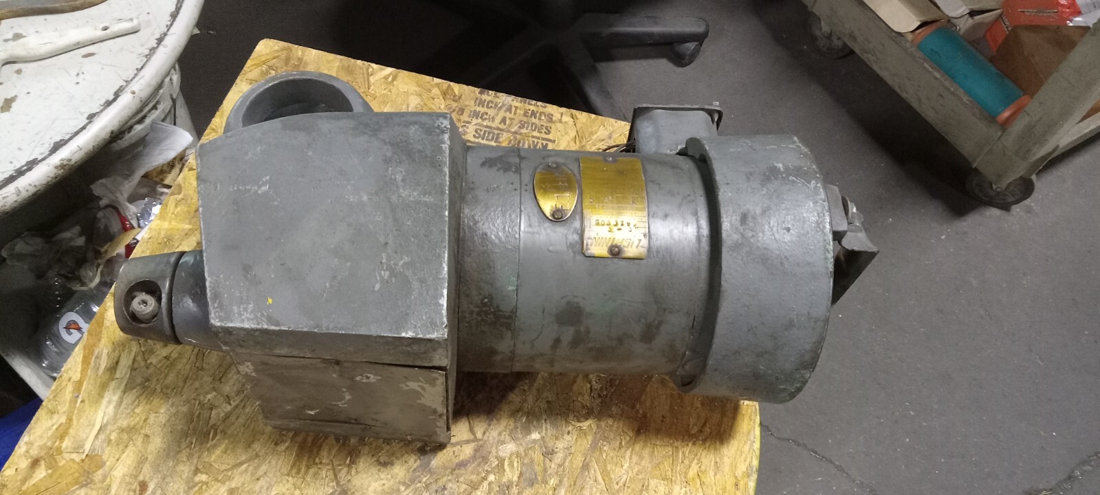 LIGHTNIN 1/2-1/8 HP MIXER 3Ø 440 VAC 1725/850 RPM L56C ND-2