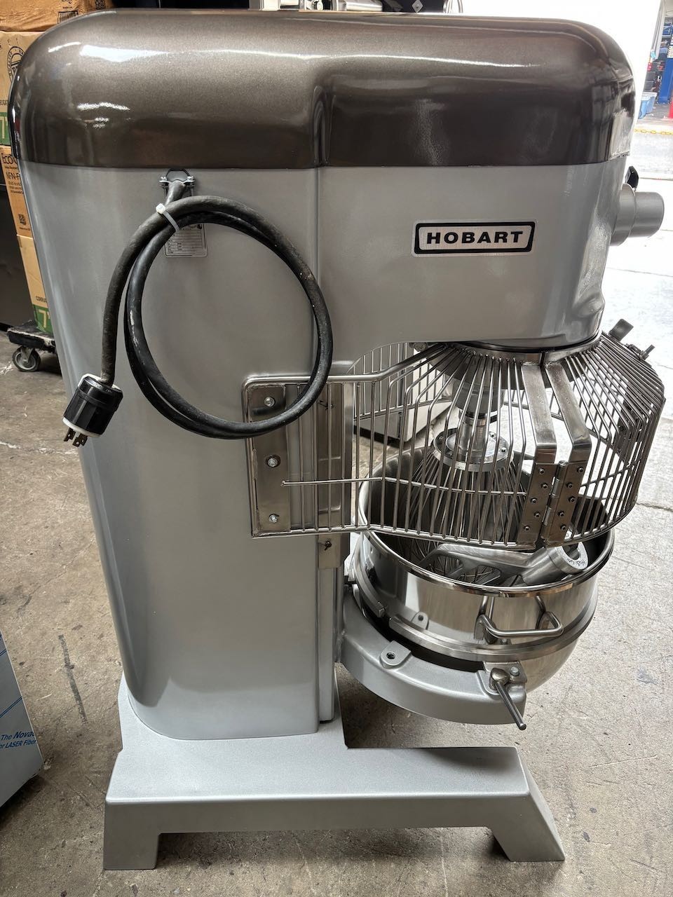 60 Quart Hobart H-600T Mixer With New Bowl & Attachments 230V 1 Ph Qt NSF Bakery
