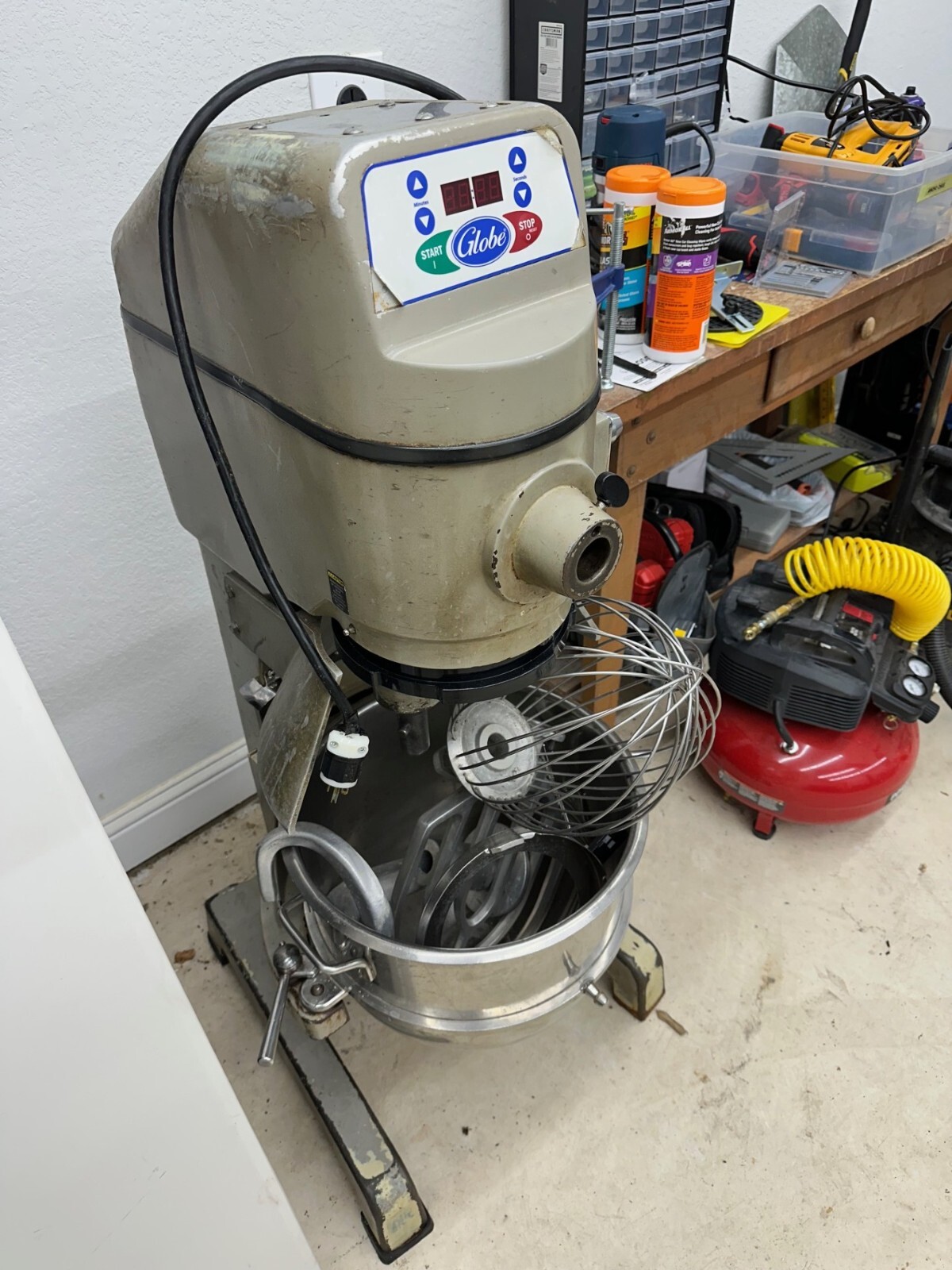 Globe SP30P 30 qt Planetary Mixer – Floor Model, 1 1/2 hp, 220v, 1ph