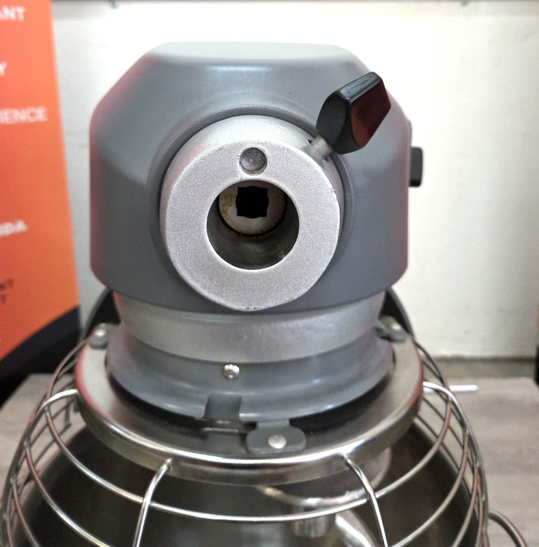 HOBART Mixer HL200 20 Quart With NEW HOOK/BOWL – 1/2 HP – Watch Running Video!