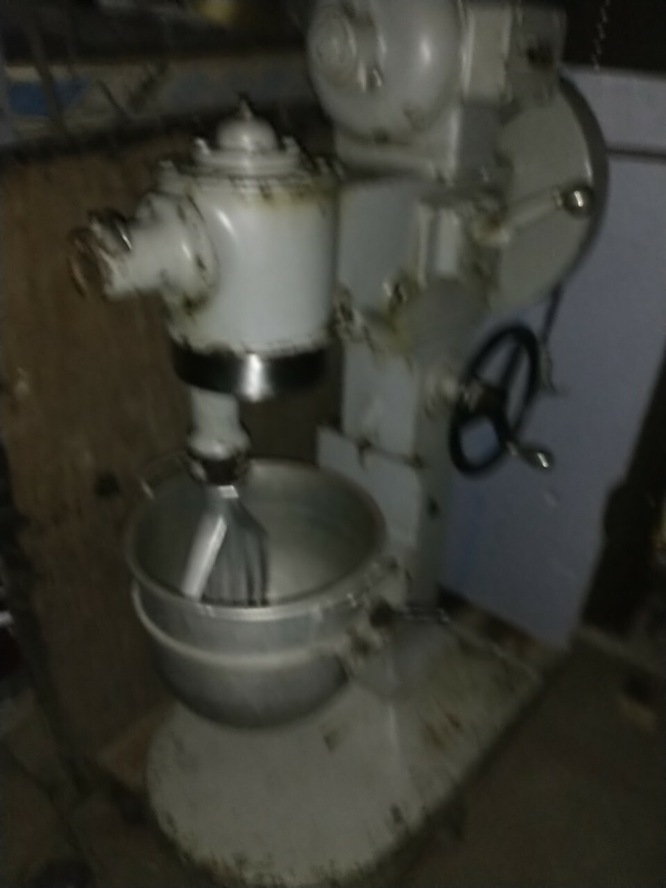 Hobart S-301 Dough Mixer 30 qt, 3 Speed, Bowl, Paddle, 3PH