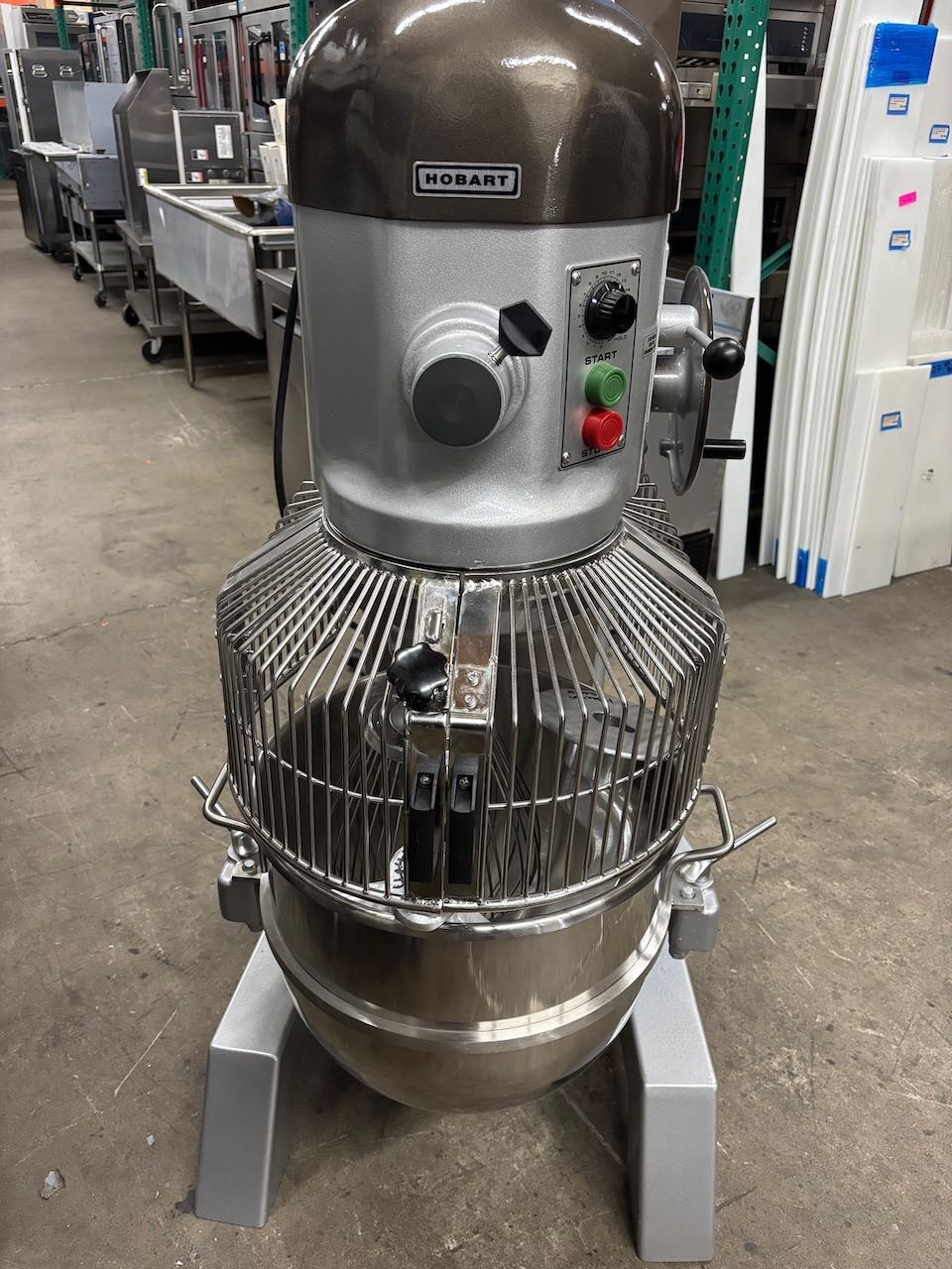 60 Quart Hobart H-600T Mixer 200V 1 Ph NEW Bowl & Attachments Qt NSF USA Bakery