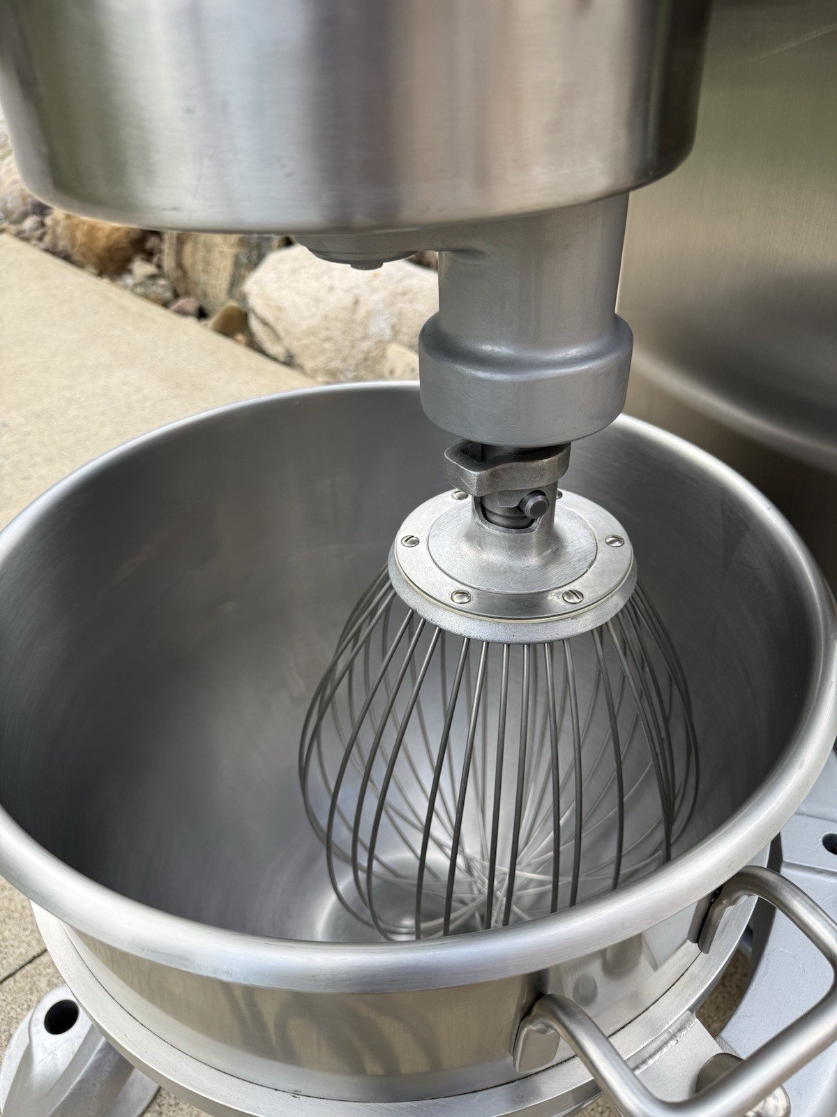 Hobart H-600 60 Qt. Commercial Mixer 200V 3PH w/ Bowl And 3 Attachments
