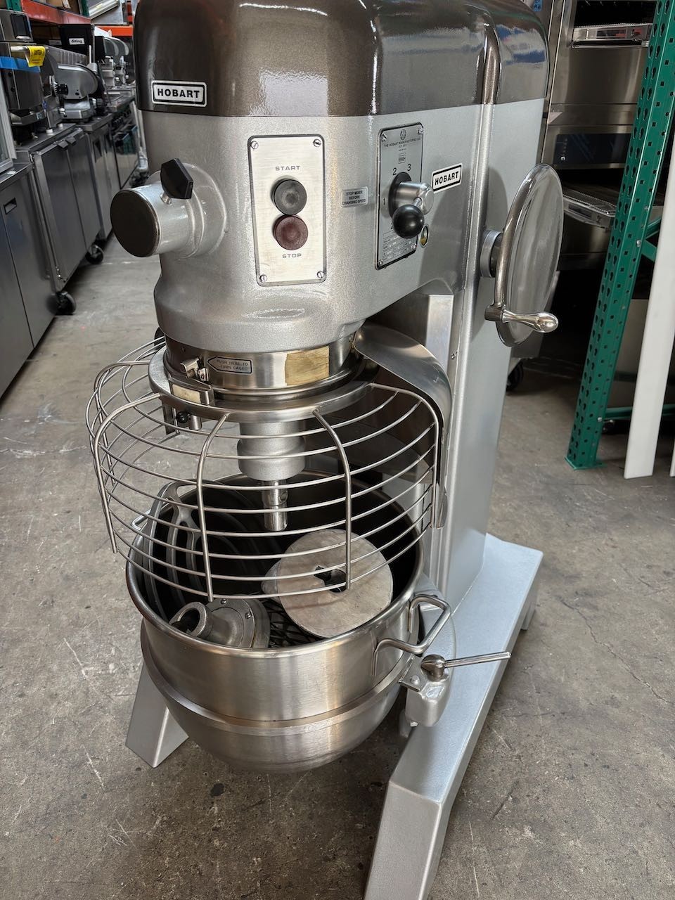 60 Quart Hobart Mixer H-600 220V 1HP Safety Cage Guard NSF Bowl & 3 Attachments