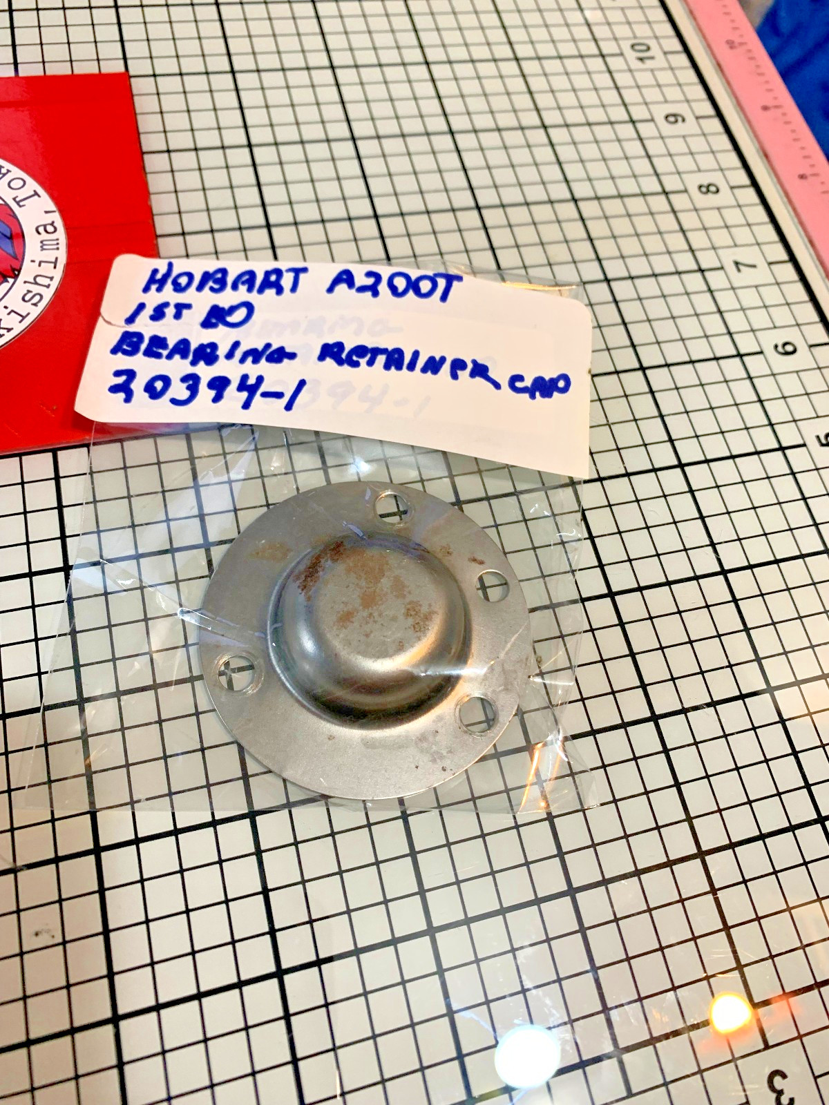 Bearing retainer and cap. 20395, 20394-1 , OEM Hobart A200T 1st ed. 20 QT Mixer