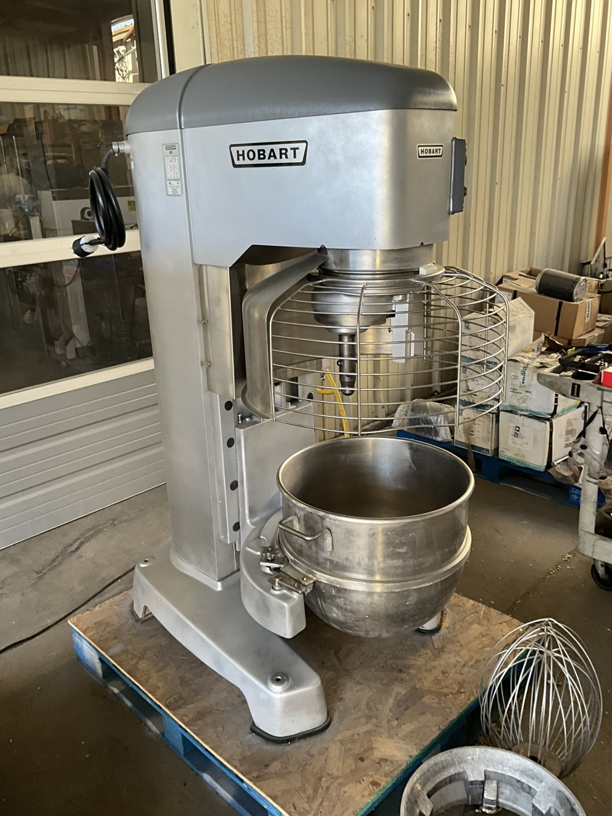 Hobart Legacy 140qt Dough mixer HL1400N with 80qt set up Hook Paddle Whisk Bowl
