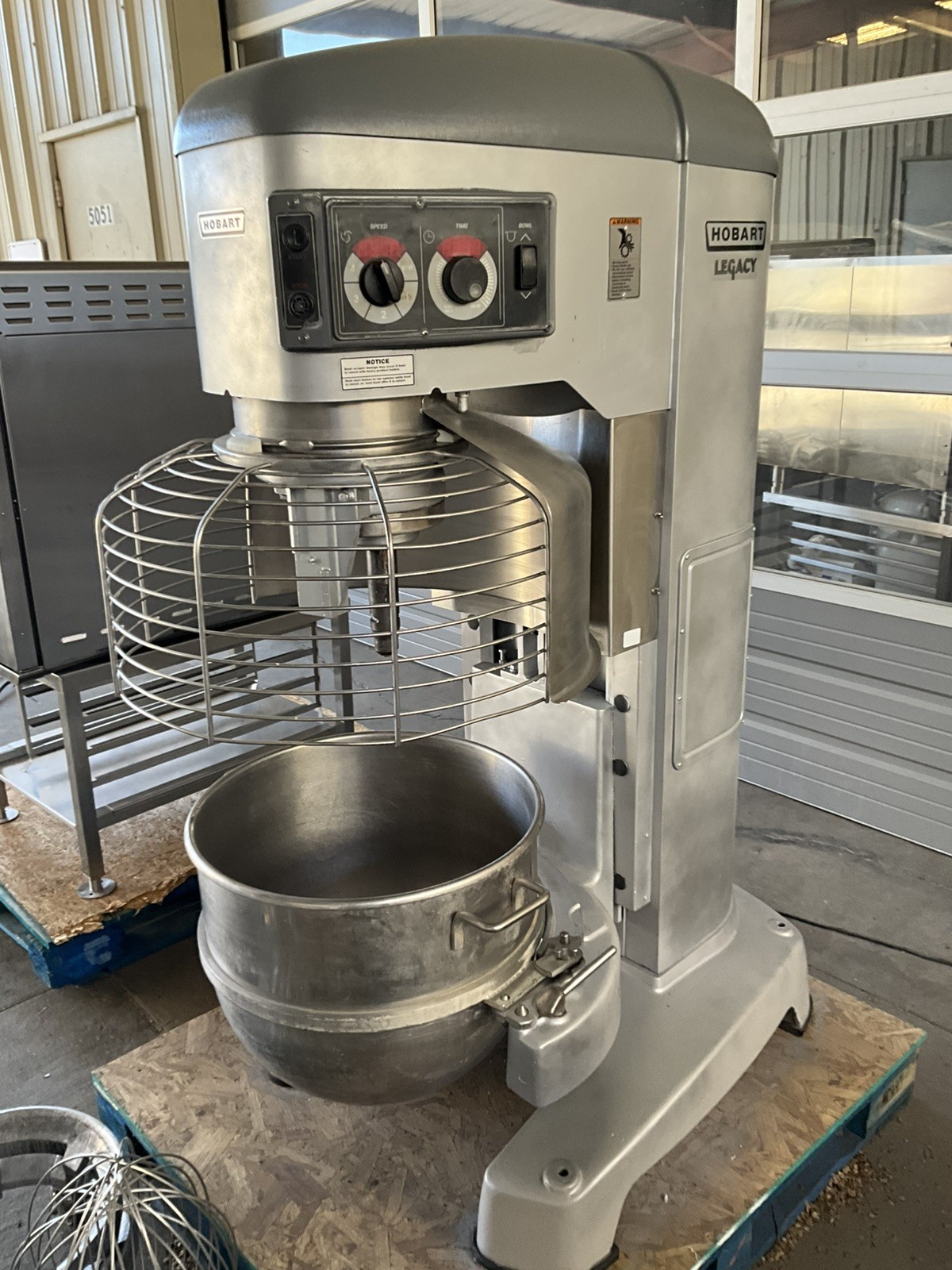 Hobart Legacy 140qt Dough mixer HL1400N with 80qt set up Hook Paddle Whisk Bowl