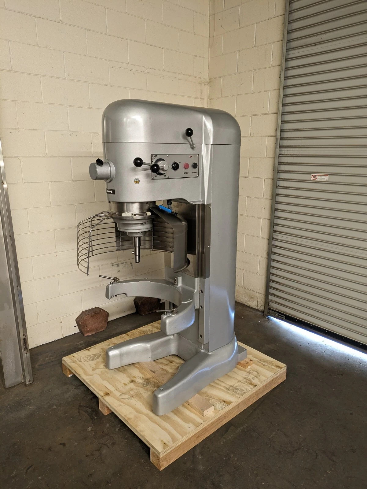 Hobart Mixer Model V1401, 140 Qt 3 Phase – Completely Rebuilt ( 1 Year Warranty)