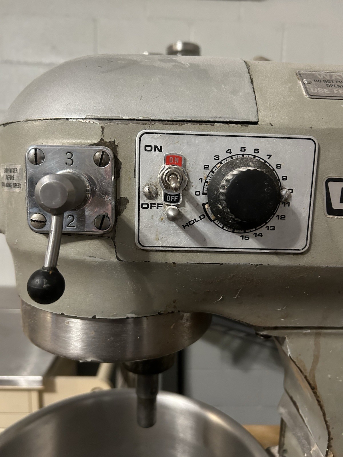 Hobart A200T Floor Model Commercial Mixer 3-Speed w/ Bowl Hook Whip Paddle