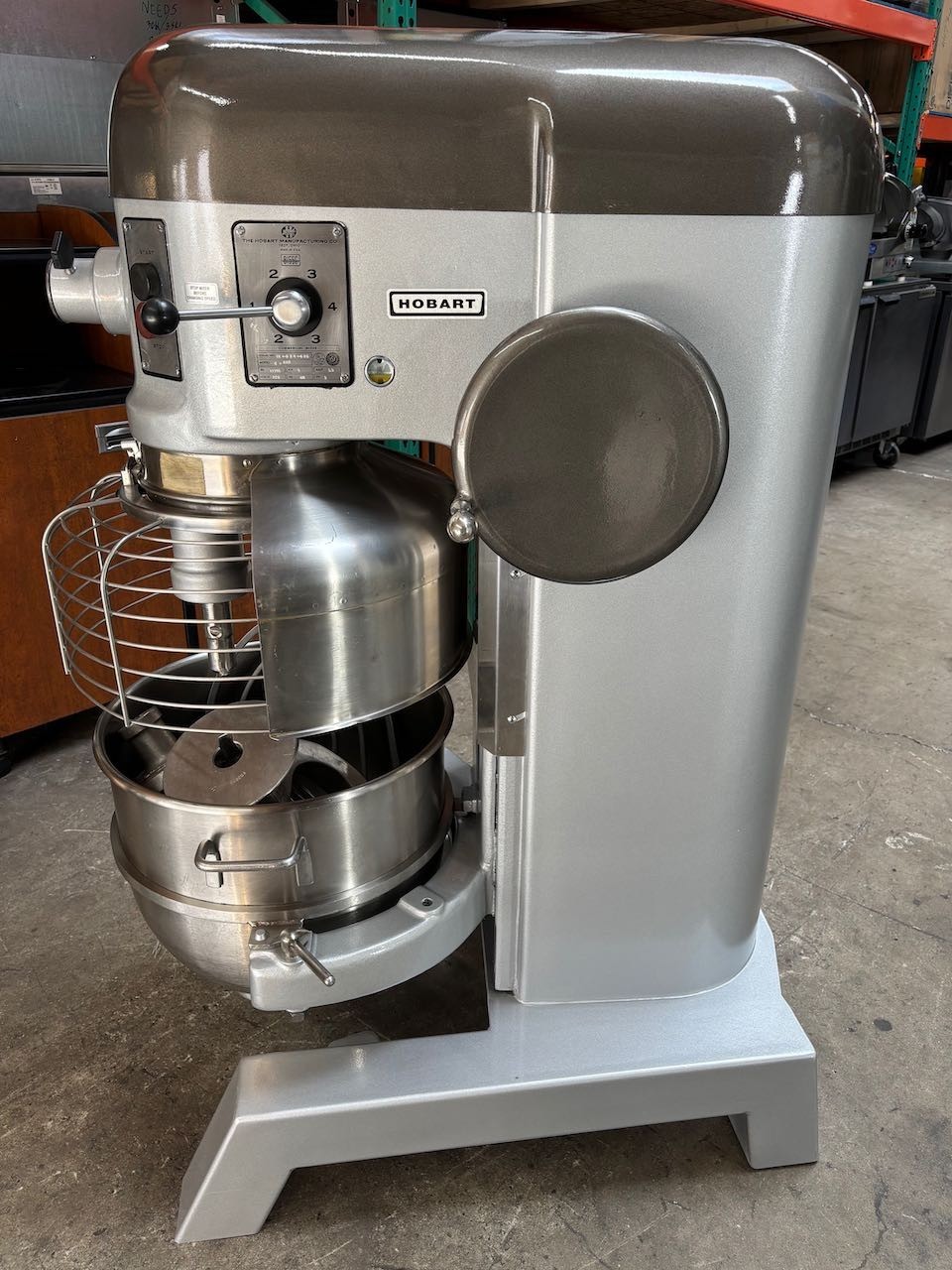 60 Quart Hobart Mixer H-600 220V 1HP Safety Cage Guard NSF Bowl & 3 Attachments
