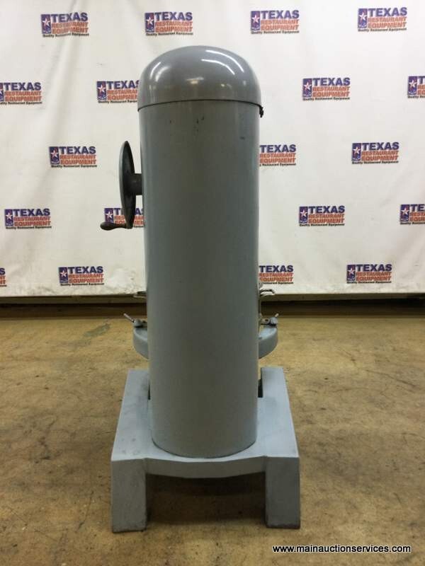 Hobart H-600T, 60 Qts Dough Mixer With Bowl & 1 Attachment