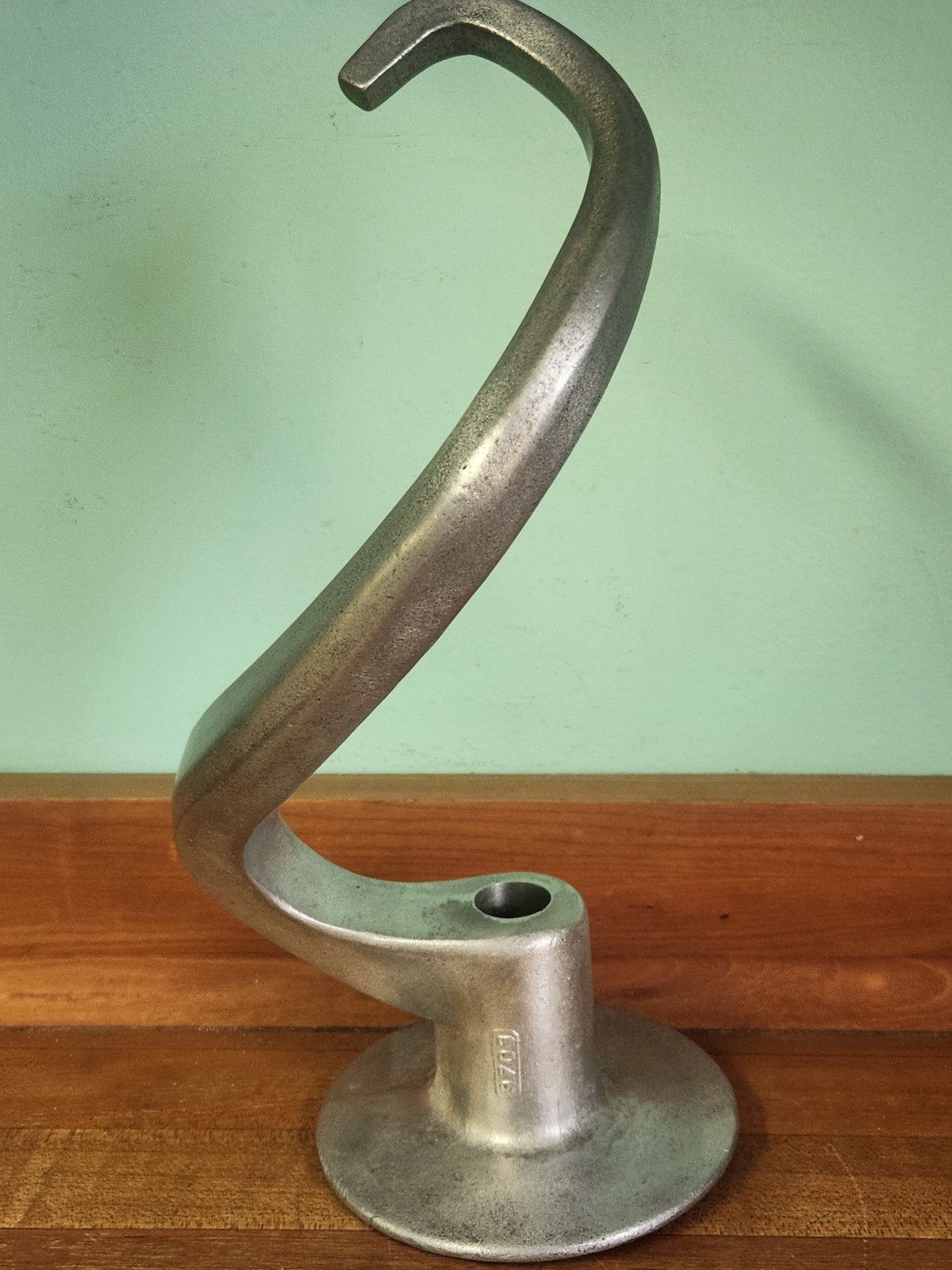 Hobart 20 Quart NSF “ED” Dough Hook “A20ED” 00-477521 for A200 20 Qt Mixer – EUC