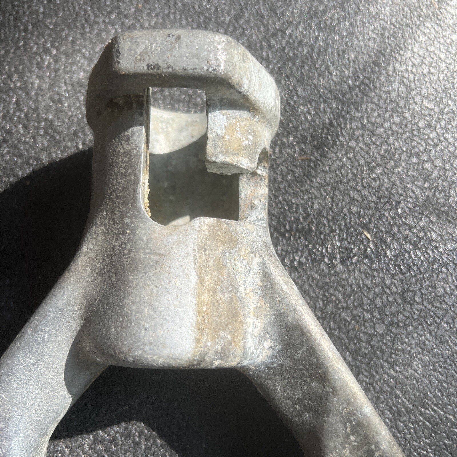 Hobart VMLH30B 30 Qt. Reducer “B” Beater # 7612 for VMLH Mixers 00-275809 – EUC