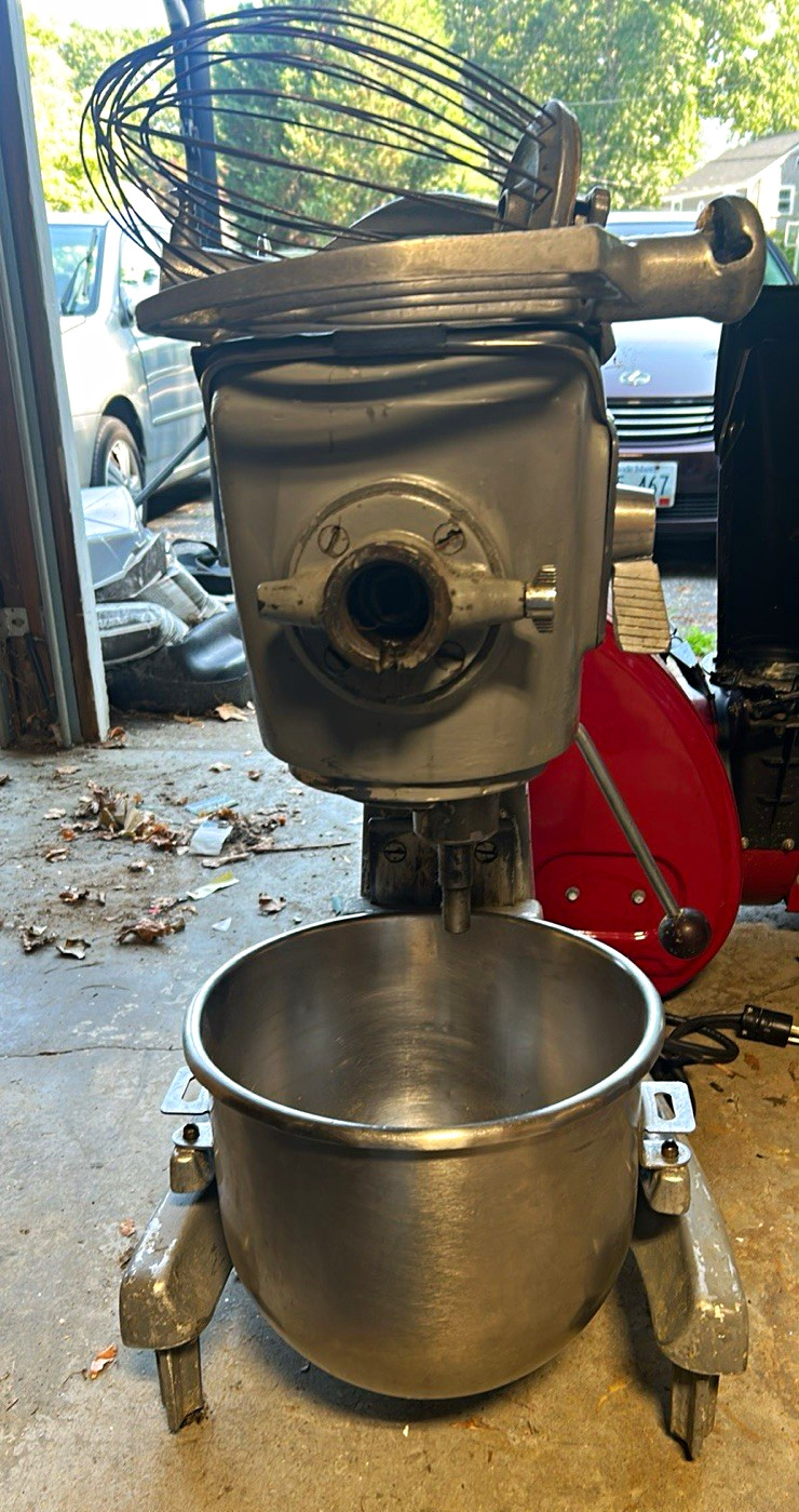 Floor Model 3-Speed Commercial Mixer w/ Bowl & Attachments